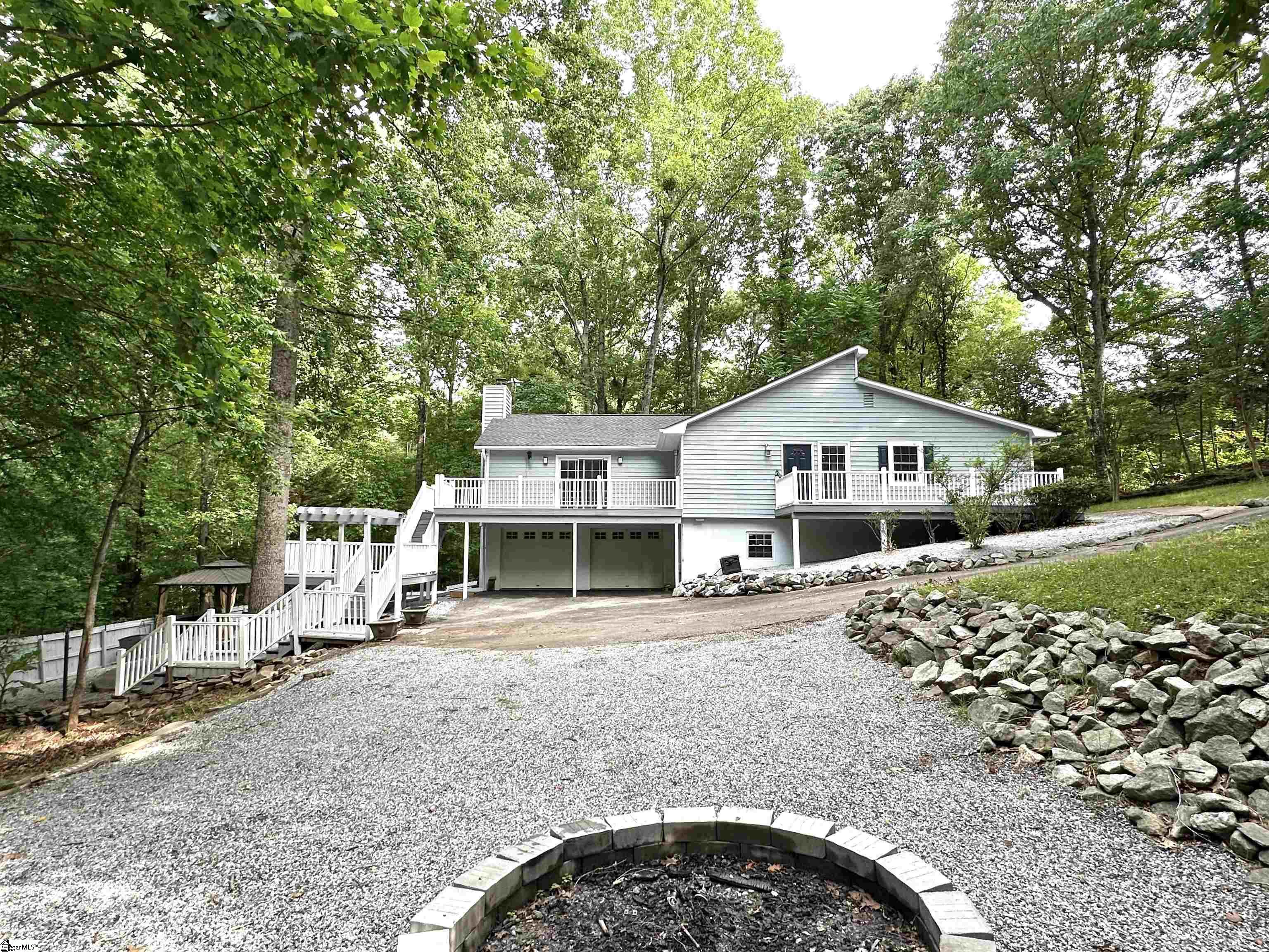 1593113 Property Photo 1