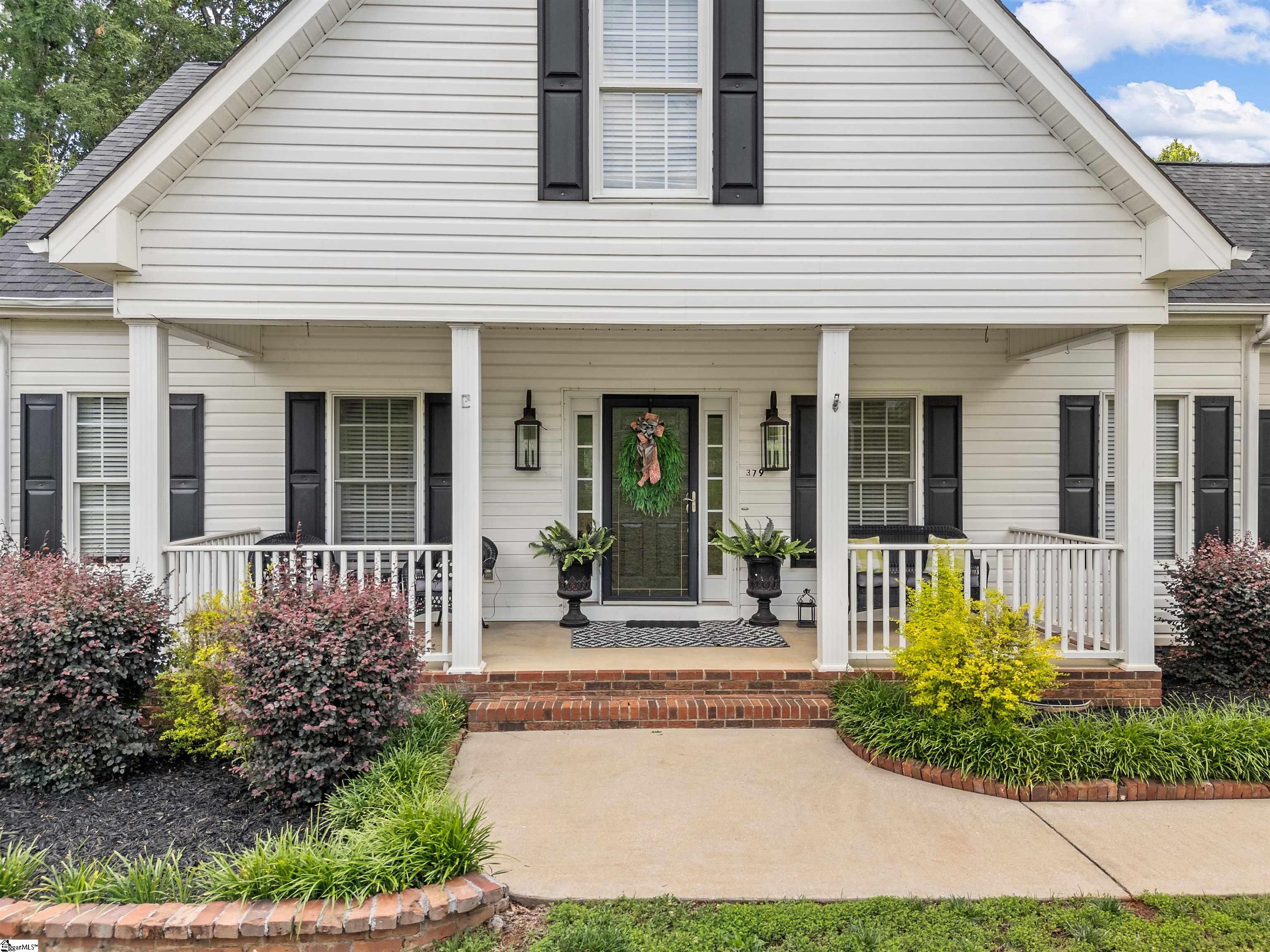 379 Shallowford Drive Property Photo 3