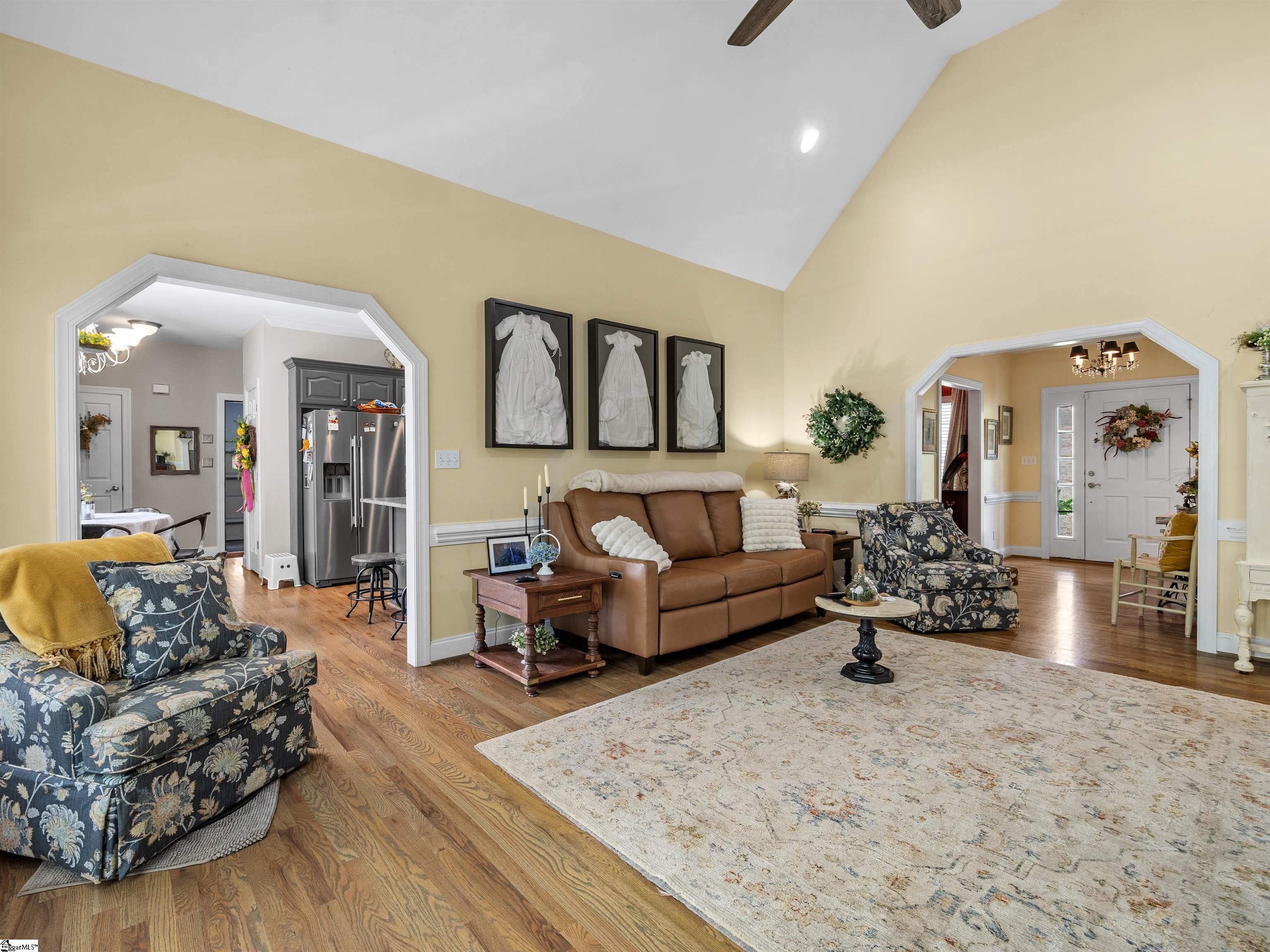 379 Shallowford Drive Property Photo 10