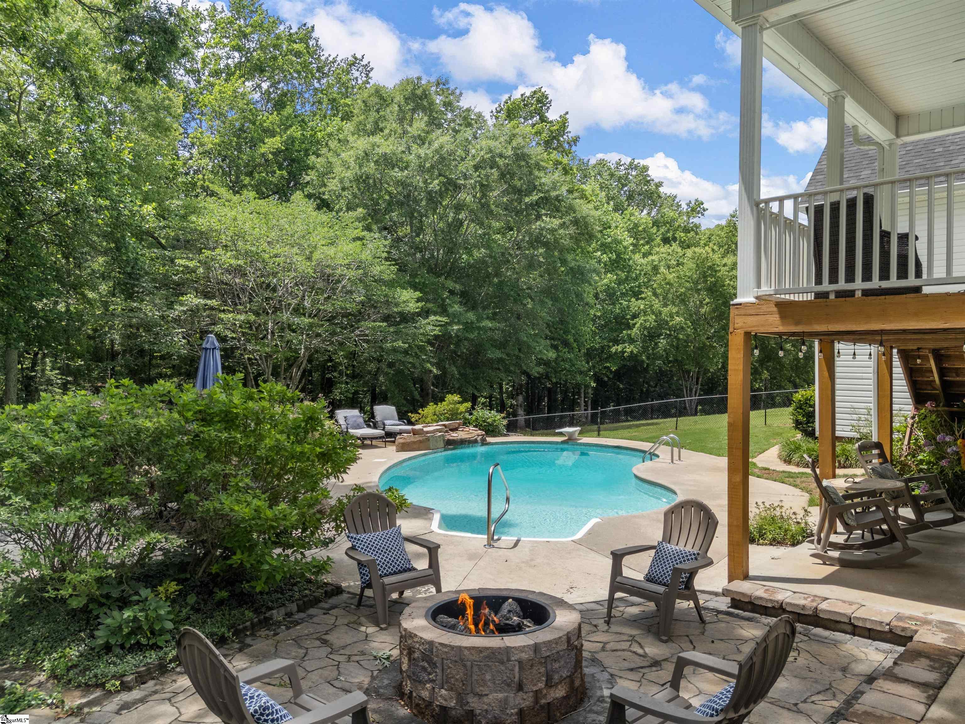 379 Shallowford Drive Property Photo 45