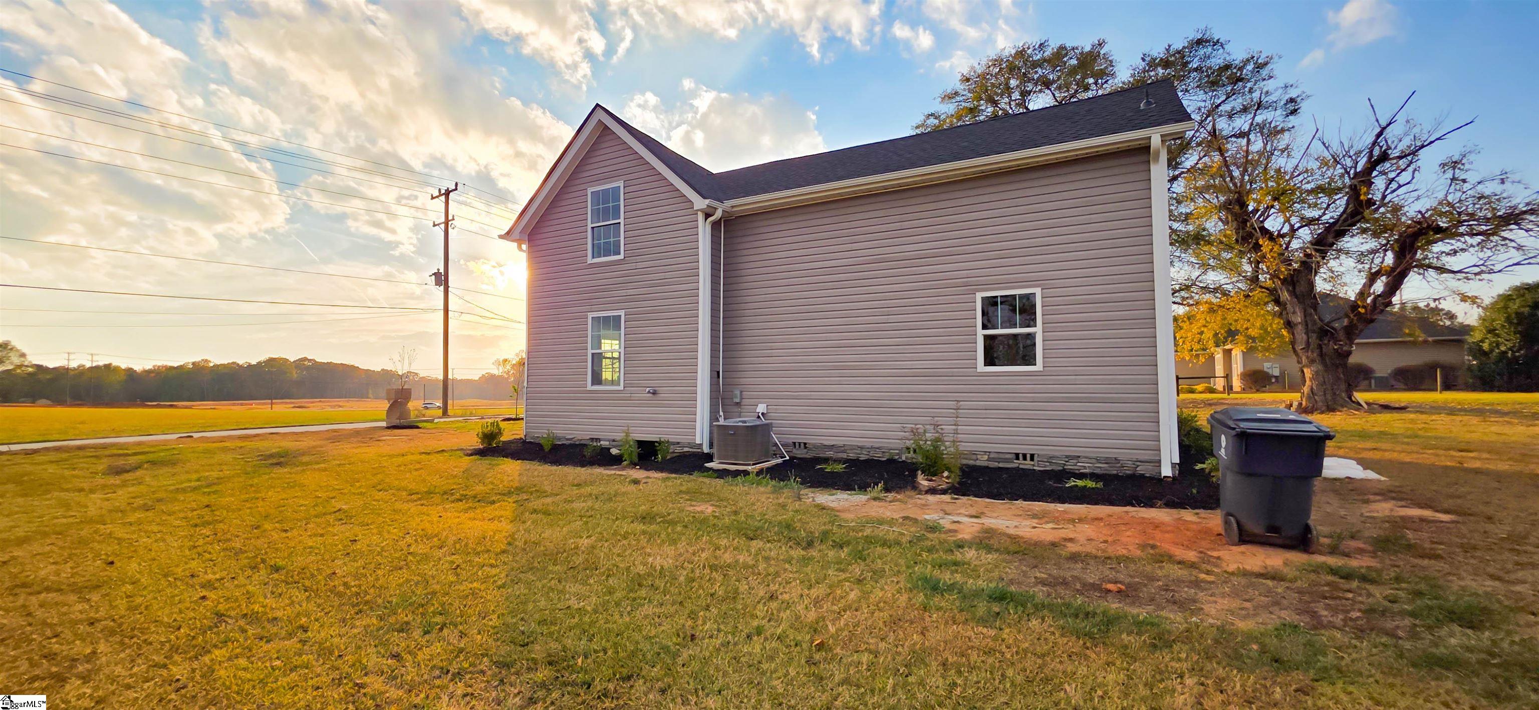 19 Holcombe Road Property Photo 8