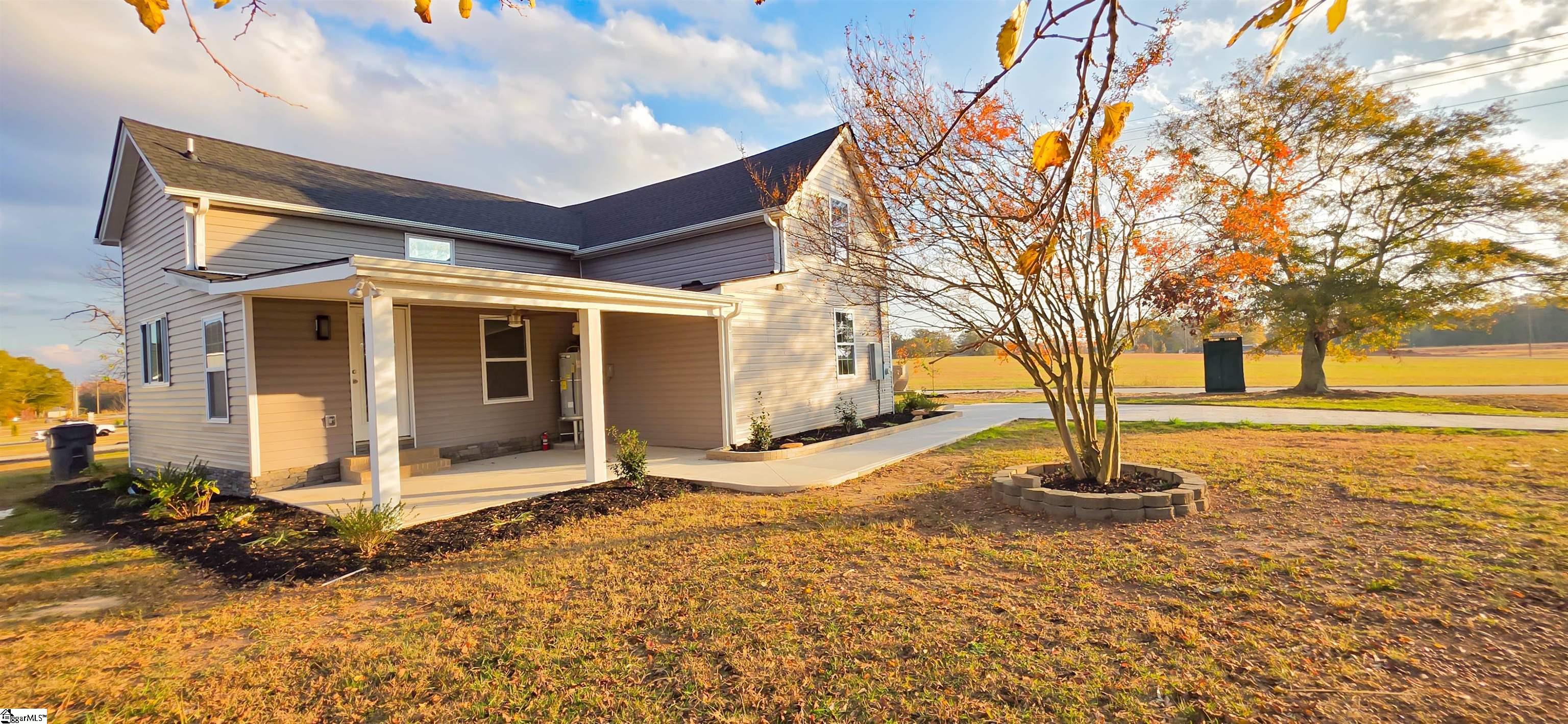 19 Holcombe Road Property Photo 11