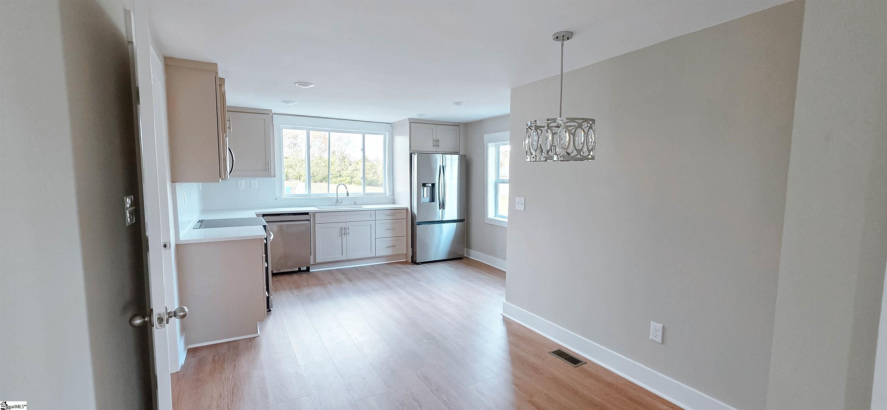 19 Holcombe Road Property Photo 17