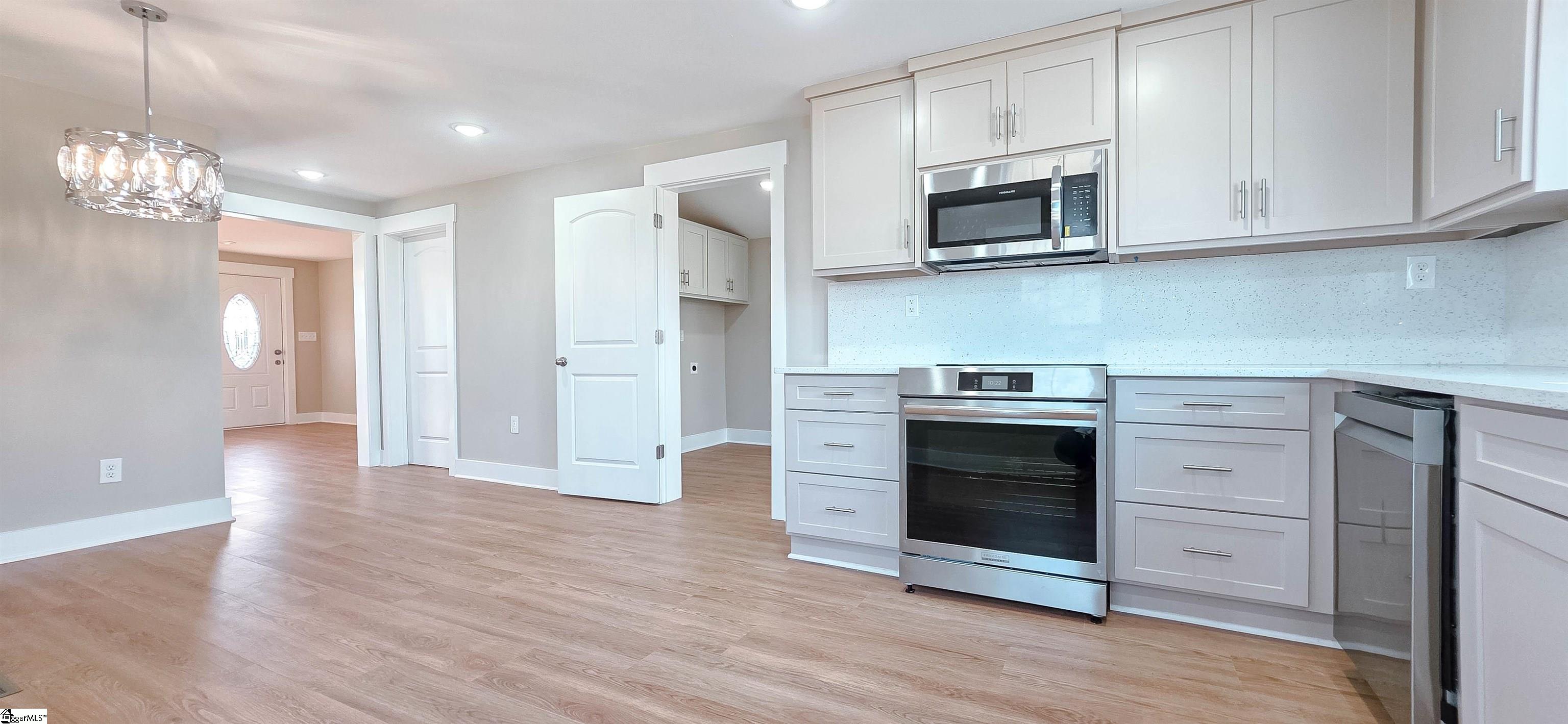 19 Holcombe Road Property Photo 18