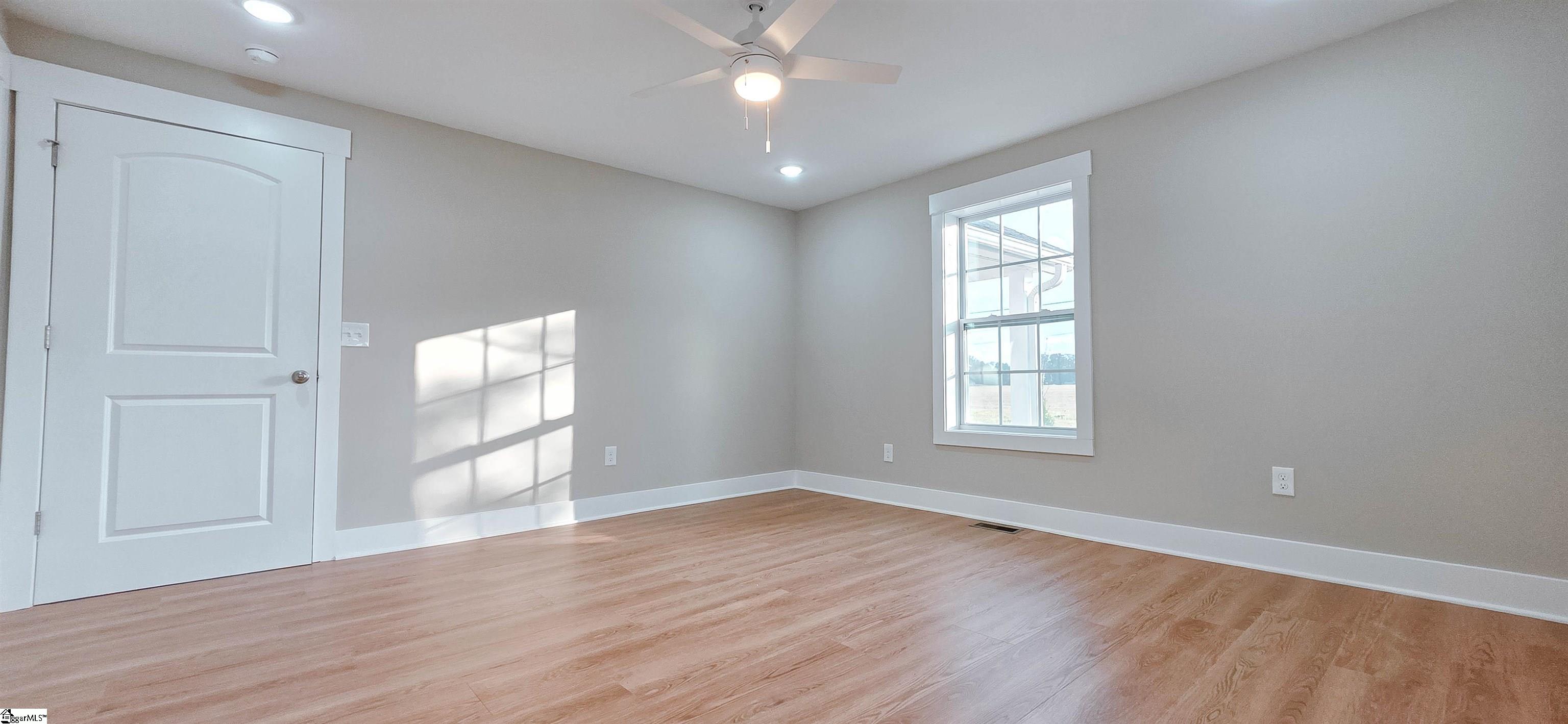 19 Holcombe Road Property Photo 21