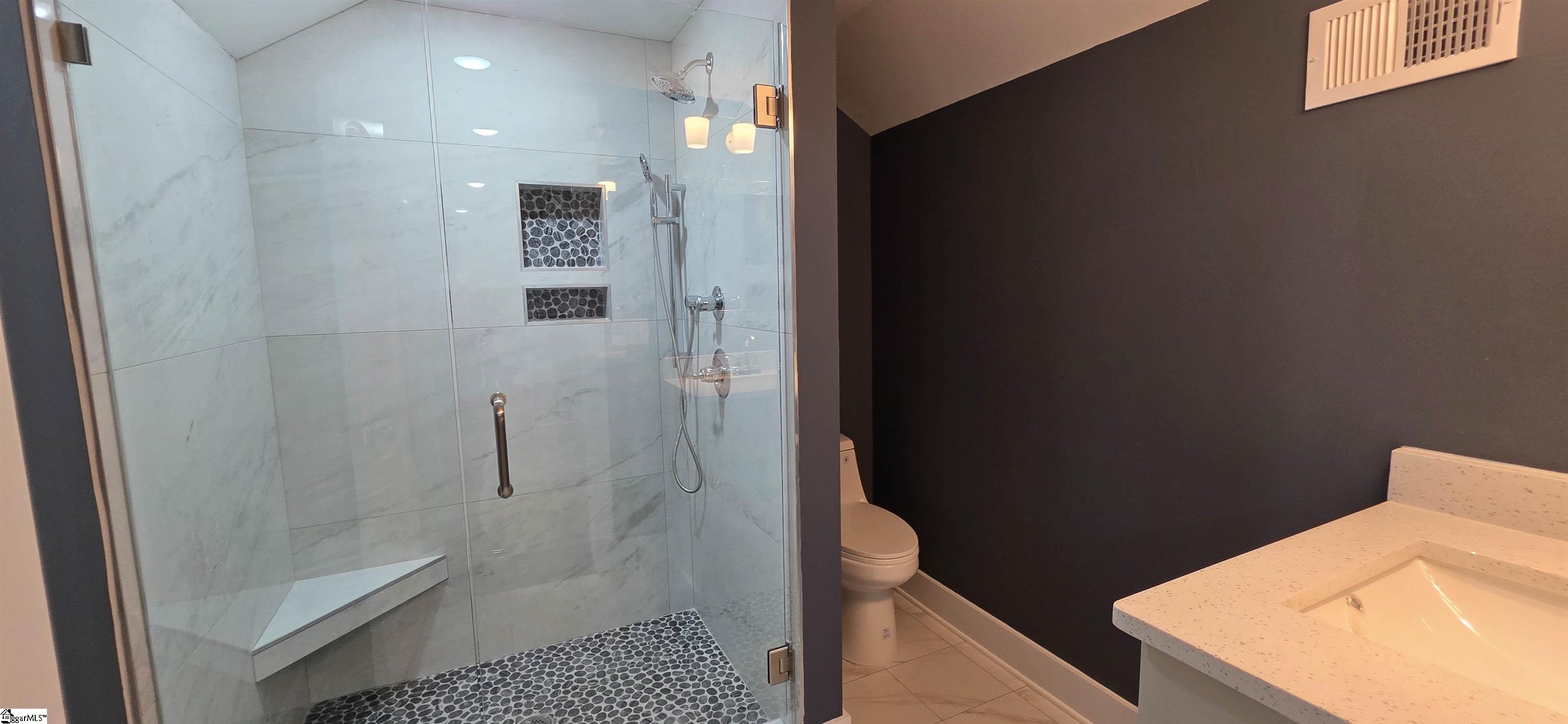 19 Holcombe Road Property Photo 30