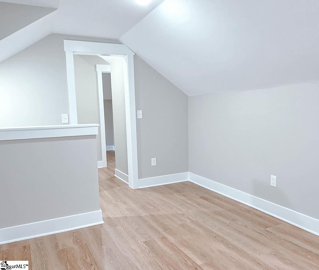 19 Holcombe Road Property Photo 32