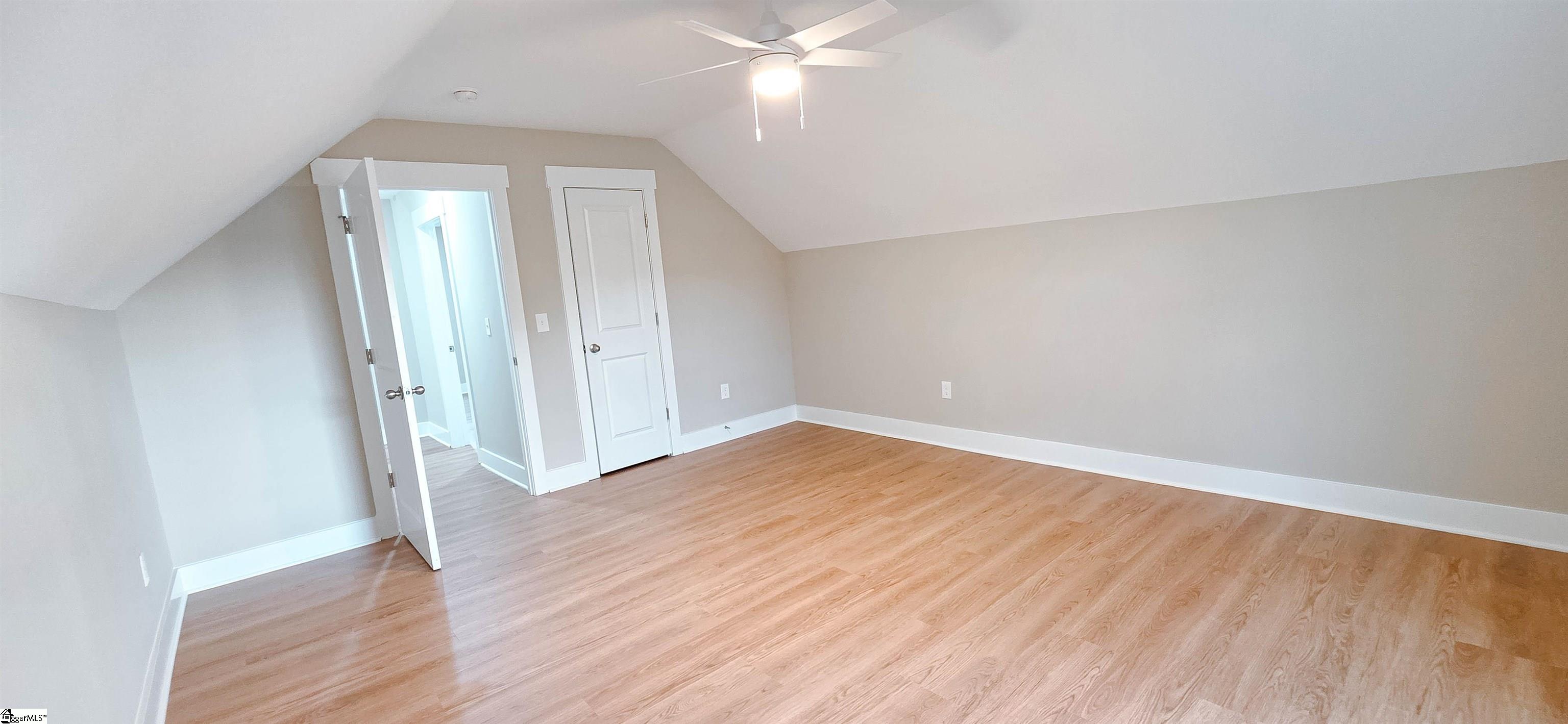 19 Holcombe Road Property Photo 39