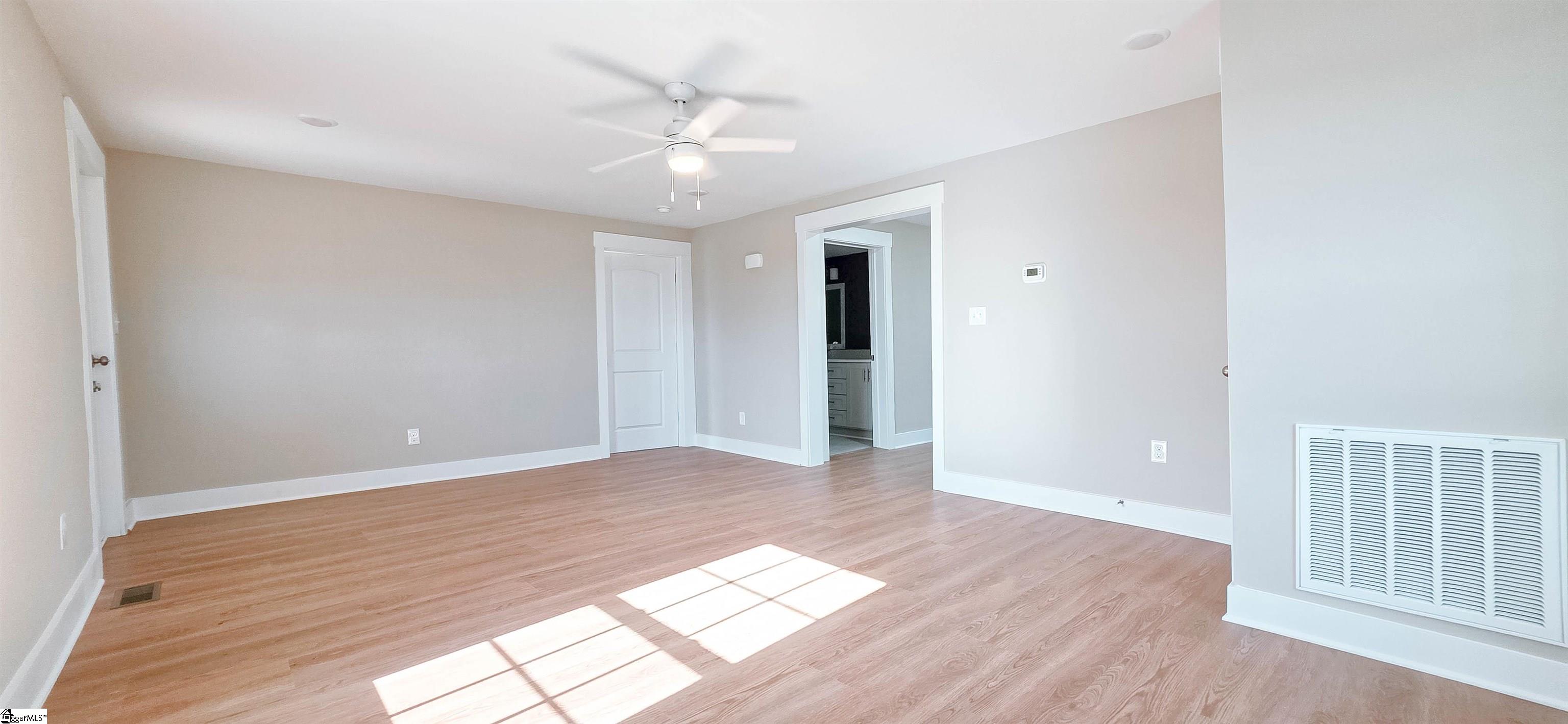 19 Holcombe Road Property Photo 40