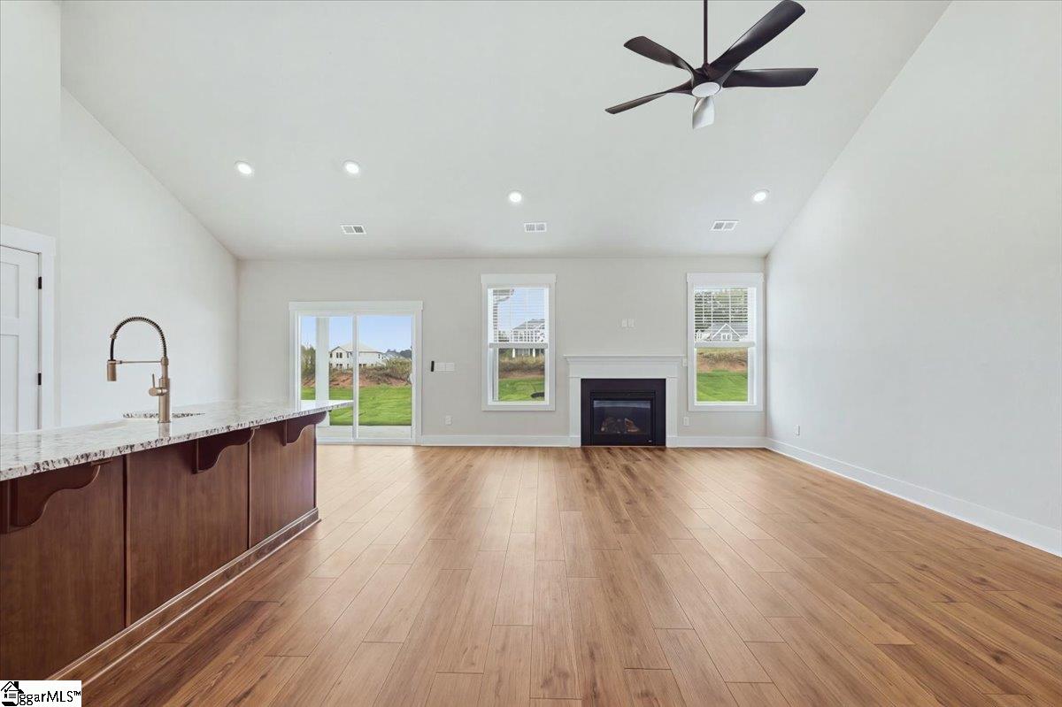 1006 Fox Hollow Street Property Photo 10