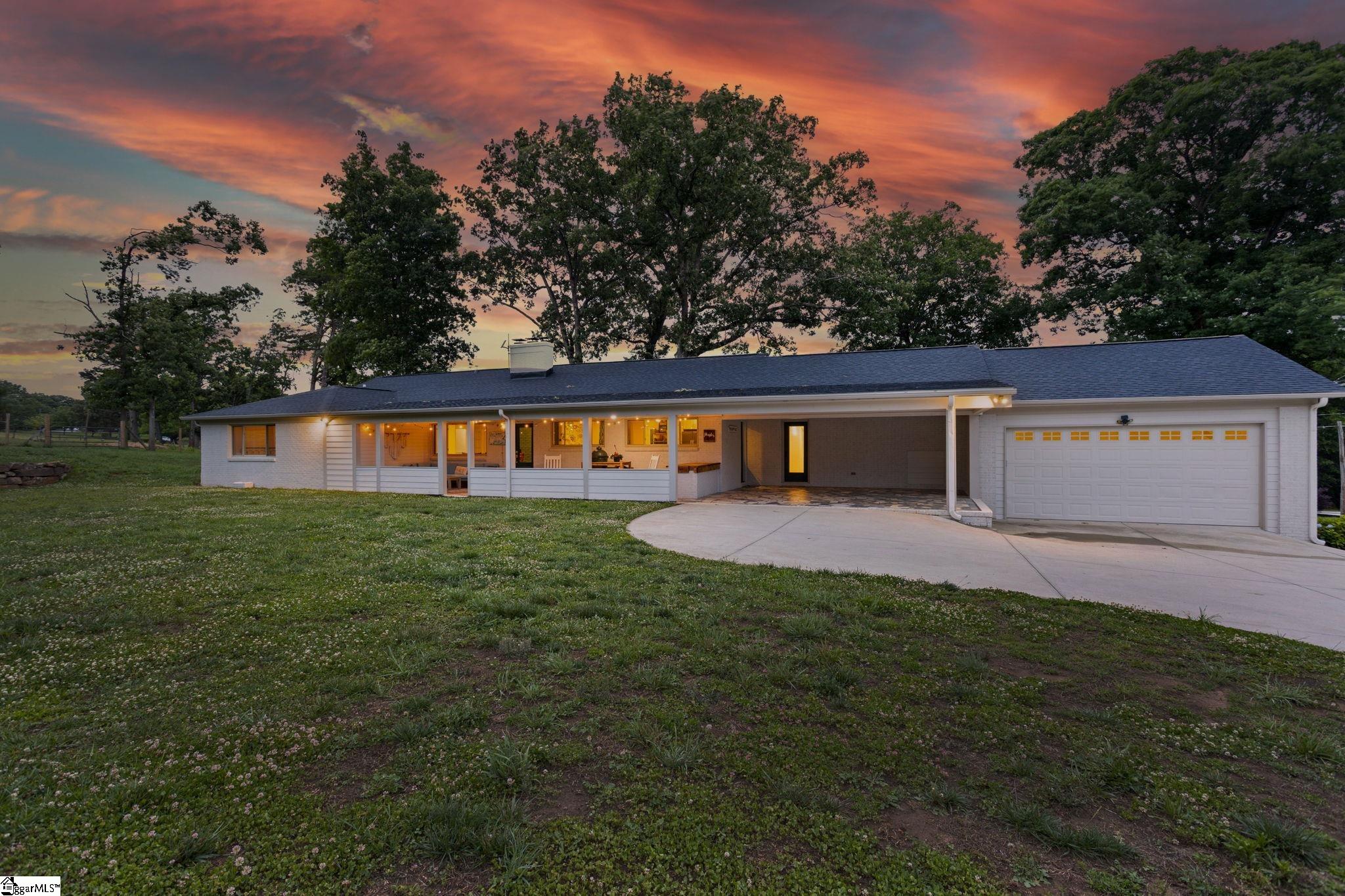 9401 Old White Horse Road Property Photo 2