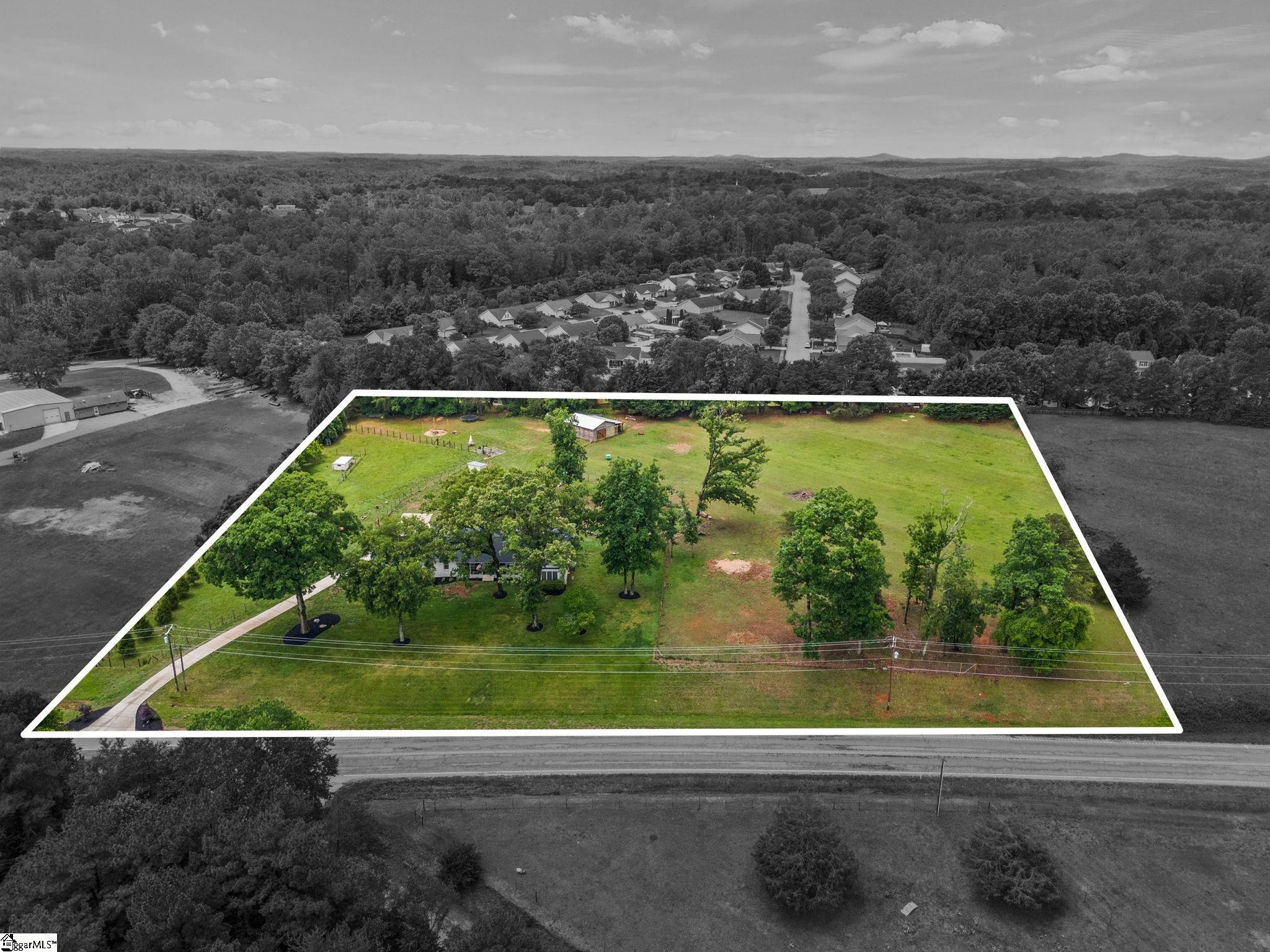 9401 Old White Horse Road Property Photo 8