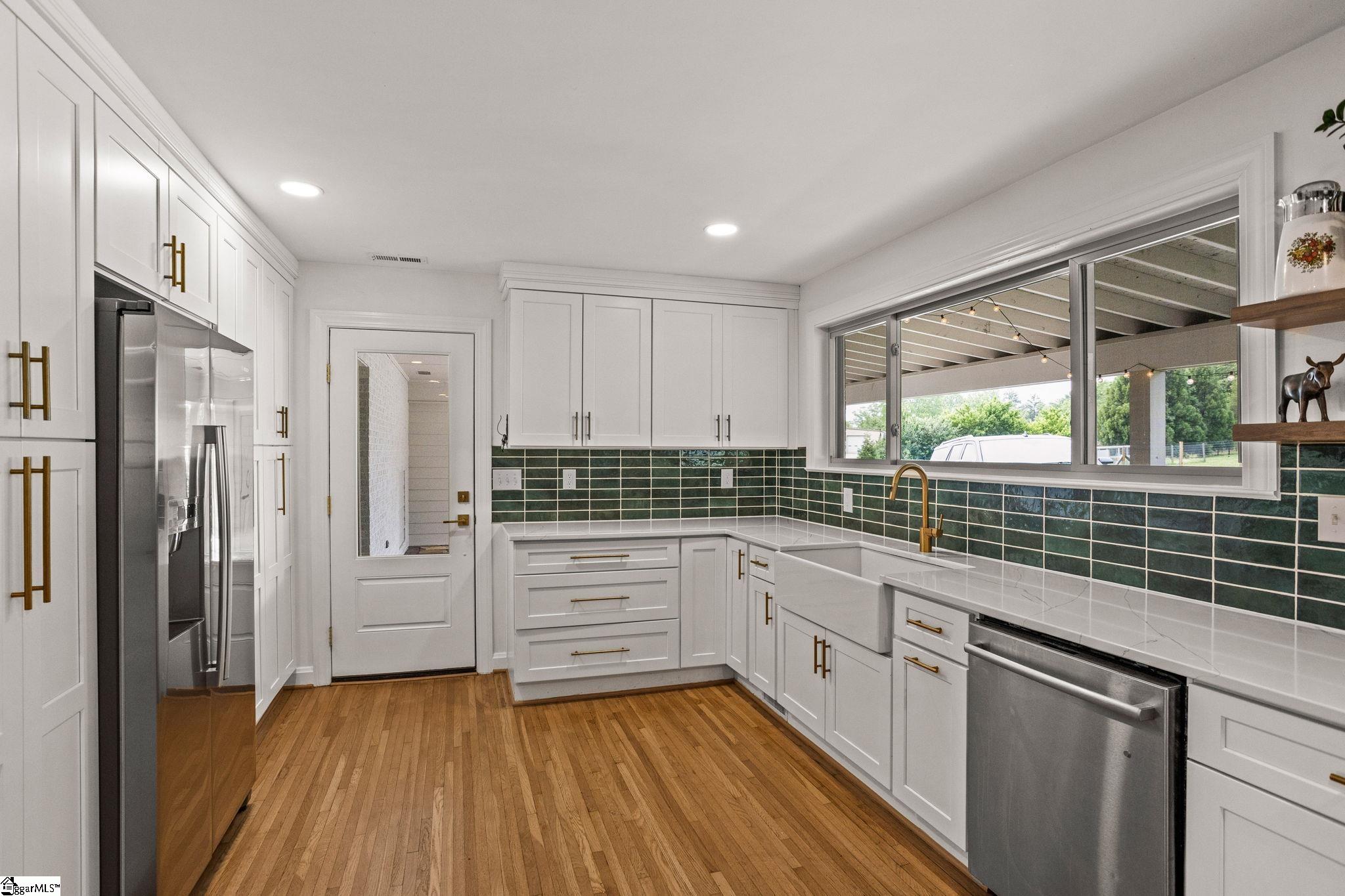 9401 Old White Horse Road Property Photo 14
