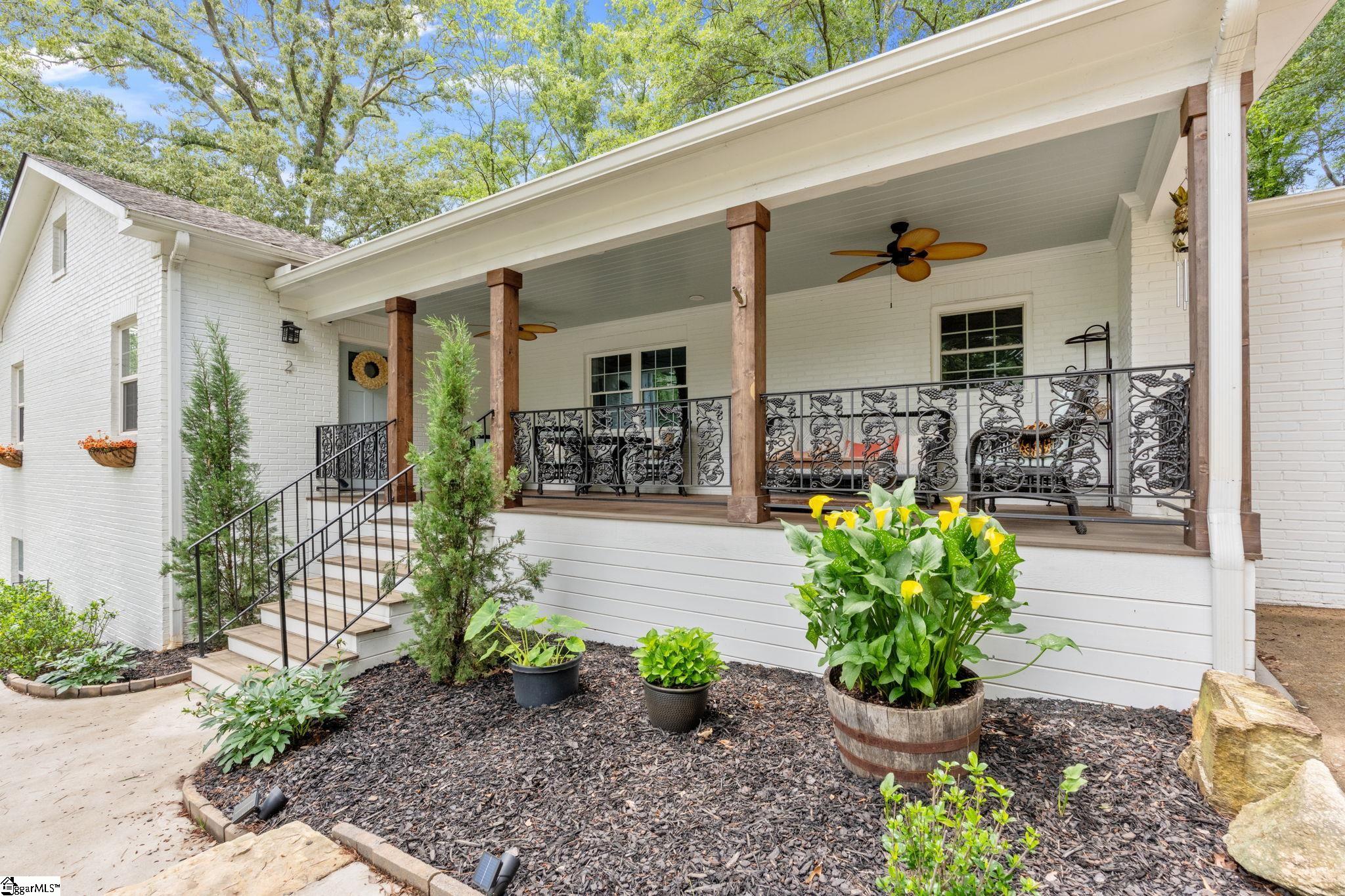 2 Prancer Avenue Property Photo 3