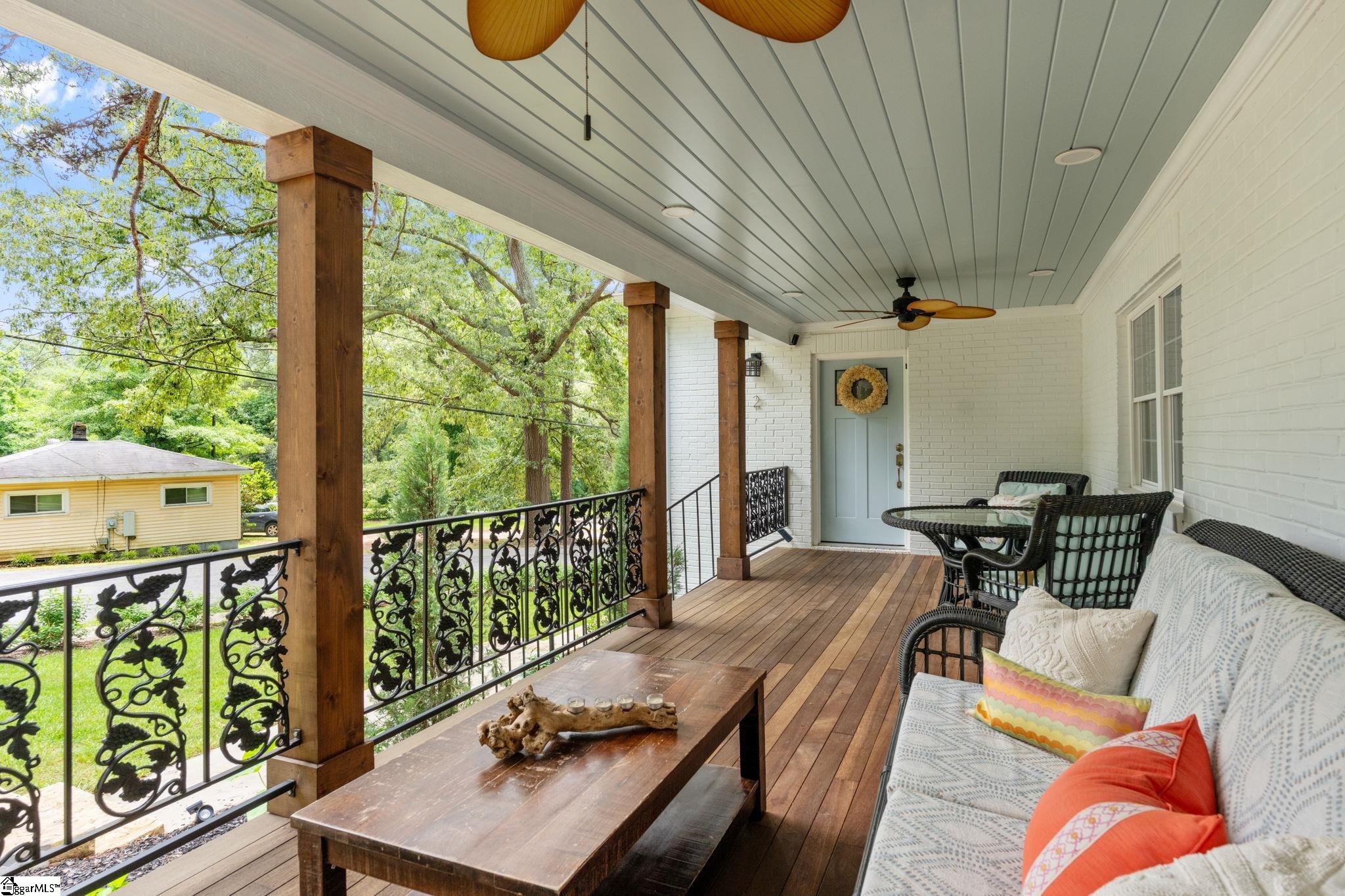 2 Prancer Avenue Property Photo 5