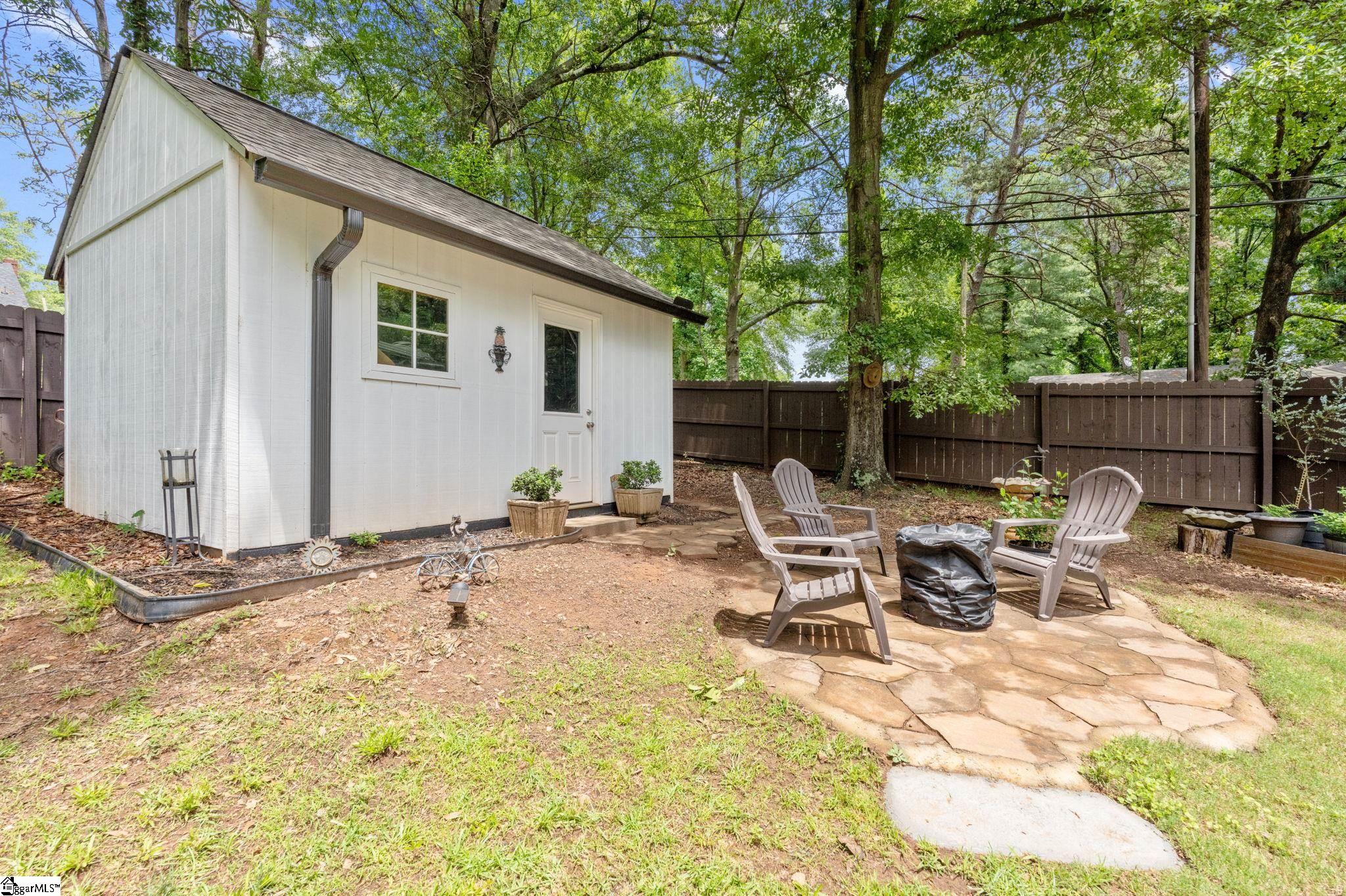 2 Prancer Avenue Property Photo 44