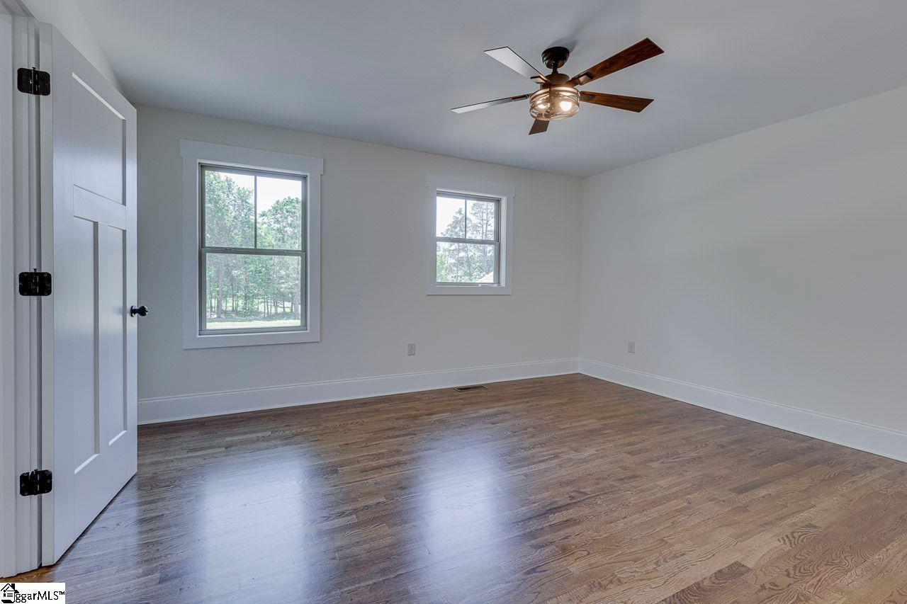 1041 Motlow School Road Property Photo 17