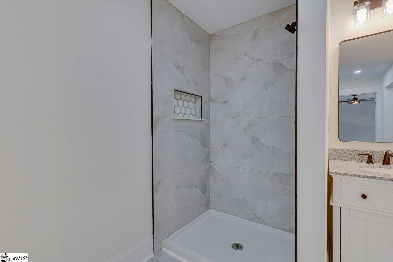 1041 Motlow School Road Property Photo 23