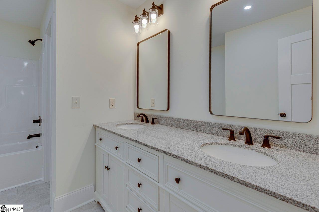 1041 Motlow School Road Property Photo 28