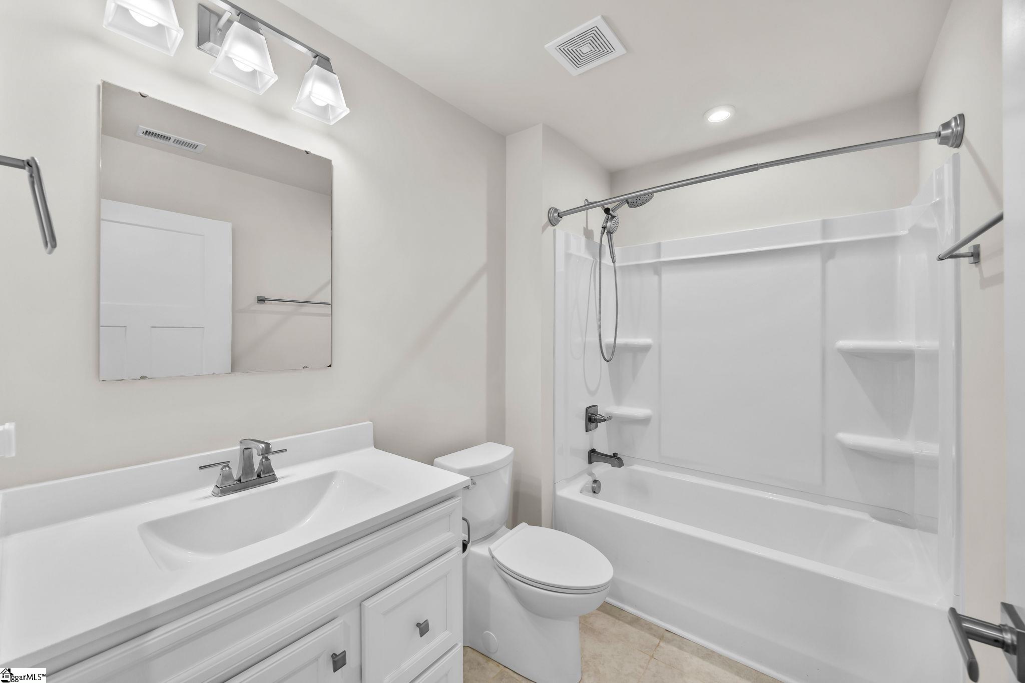 161 Southwell Street Property Photo 8