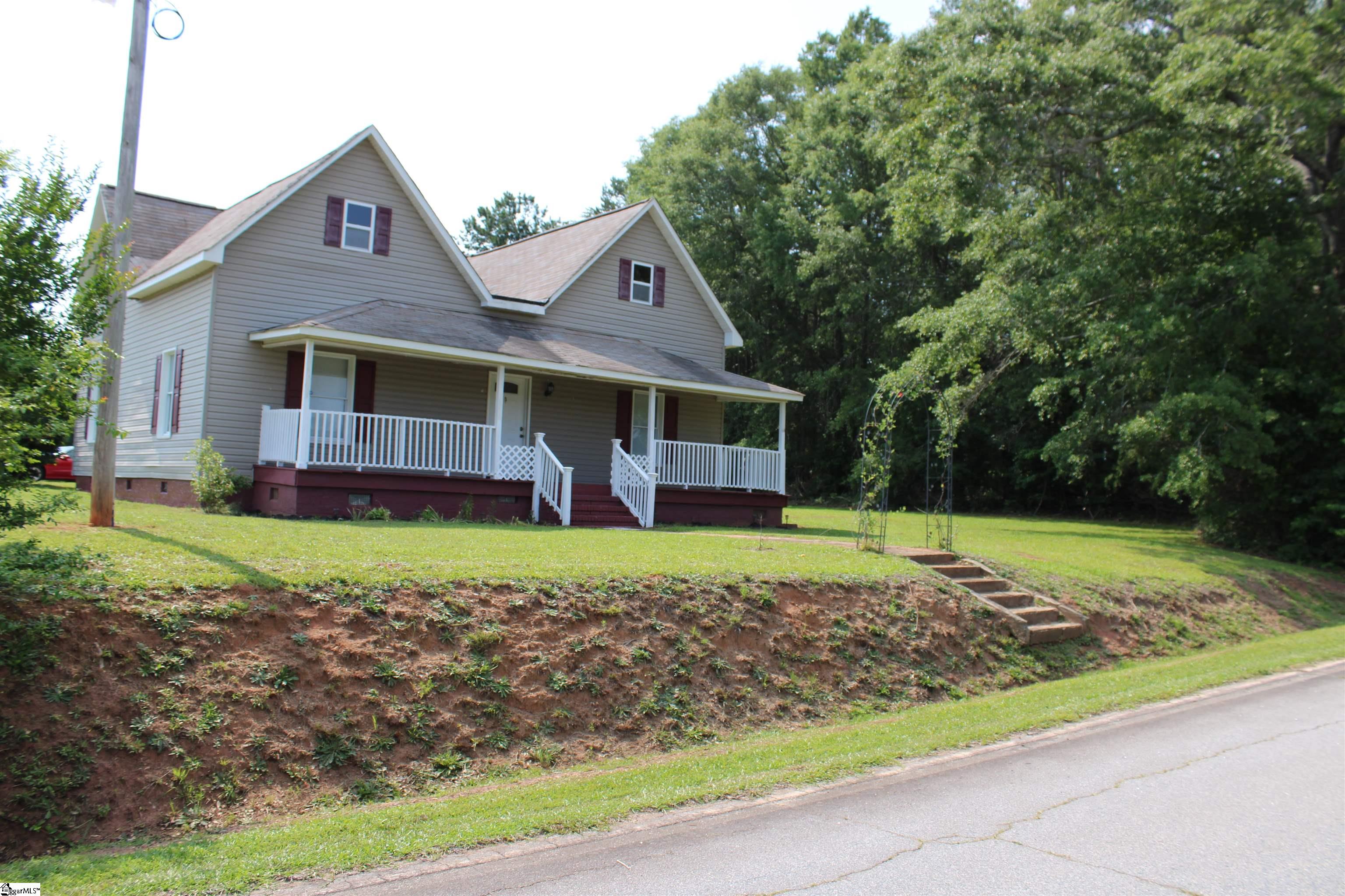 295 Dorn Street Property Photo 3