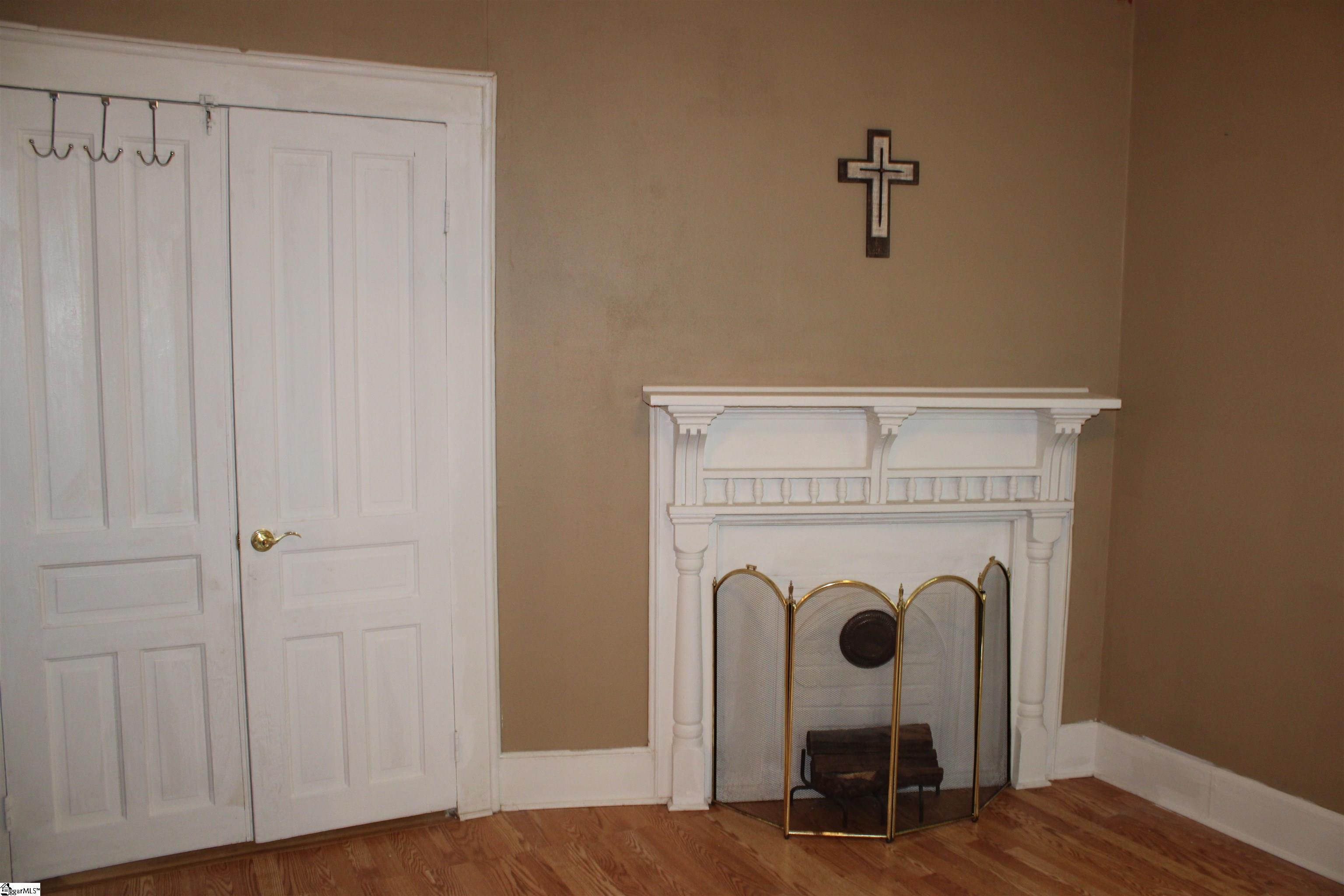 295 Dorn Street Property Photo 13
