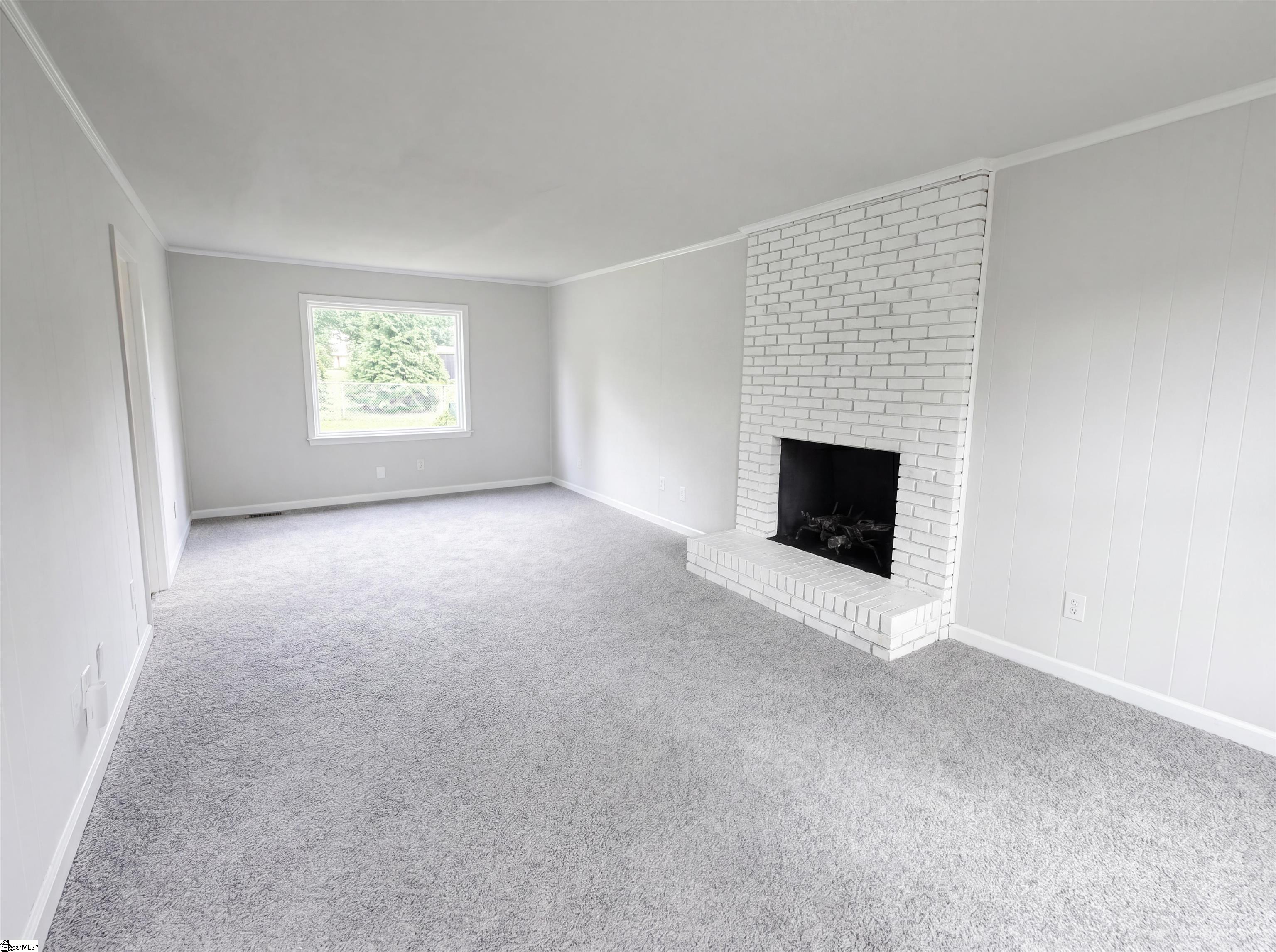 4 Willowood Drive Property Photo 3