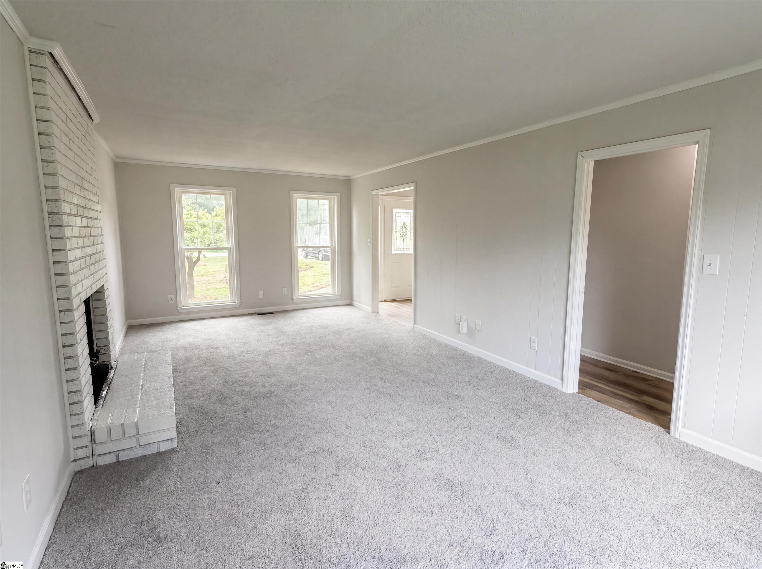 4 Willowood Drive Property Photo 8