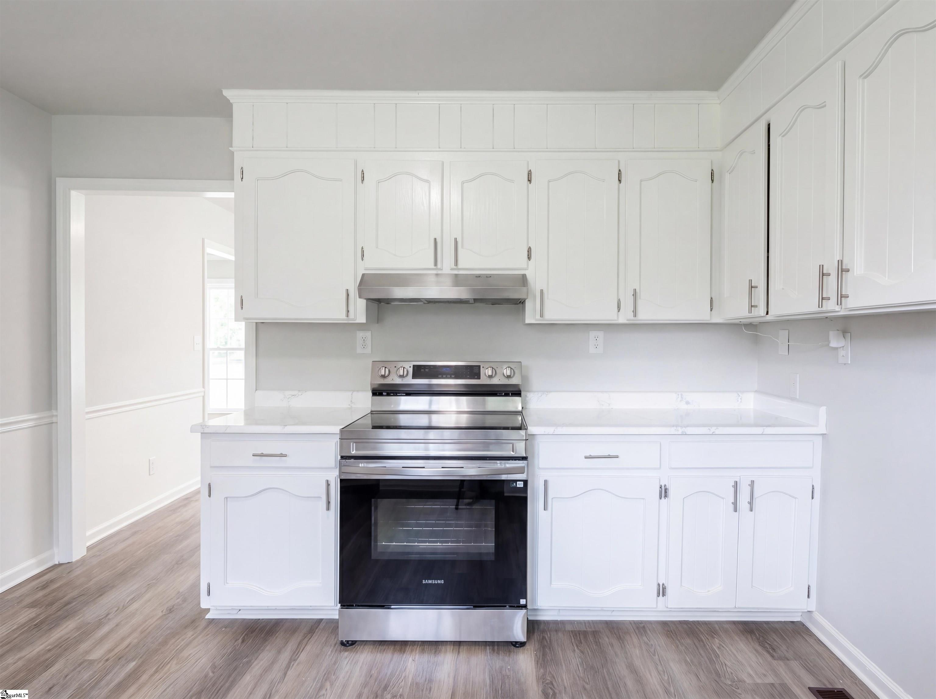 4 Willowood Drive Property Photo 10