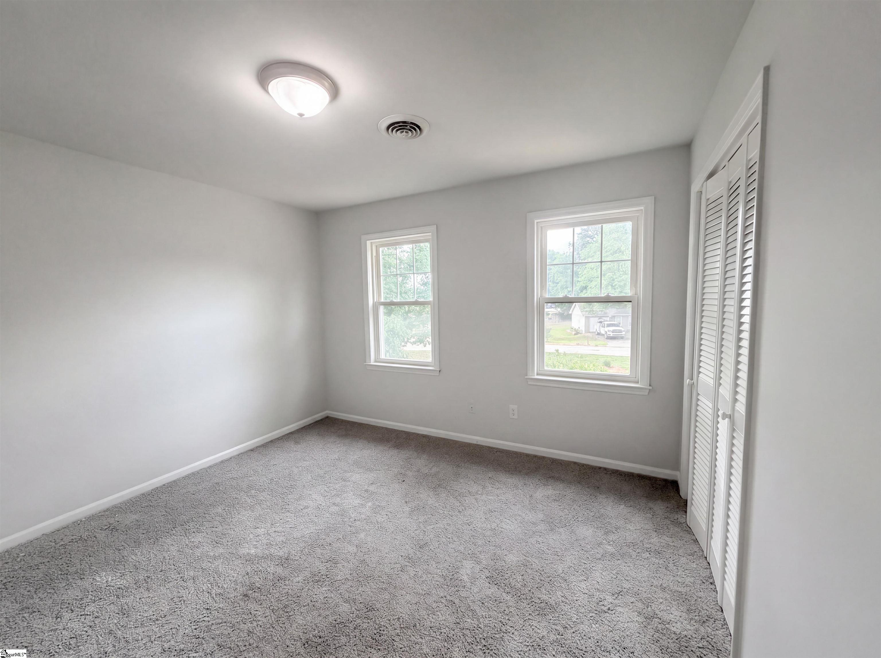 4 Willowood Drive Property Photo 12