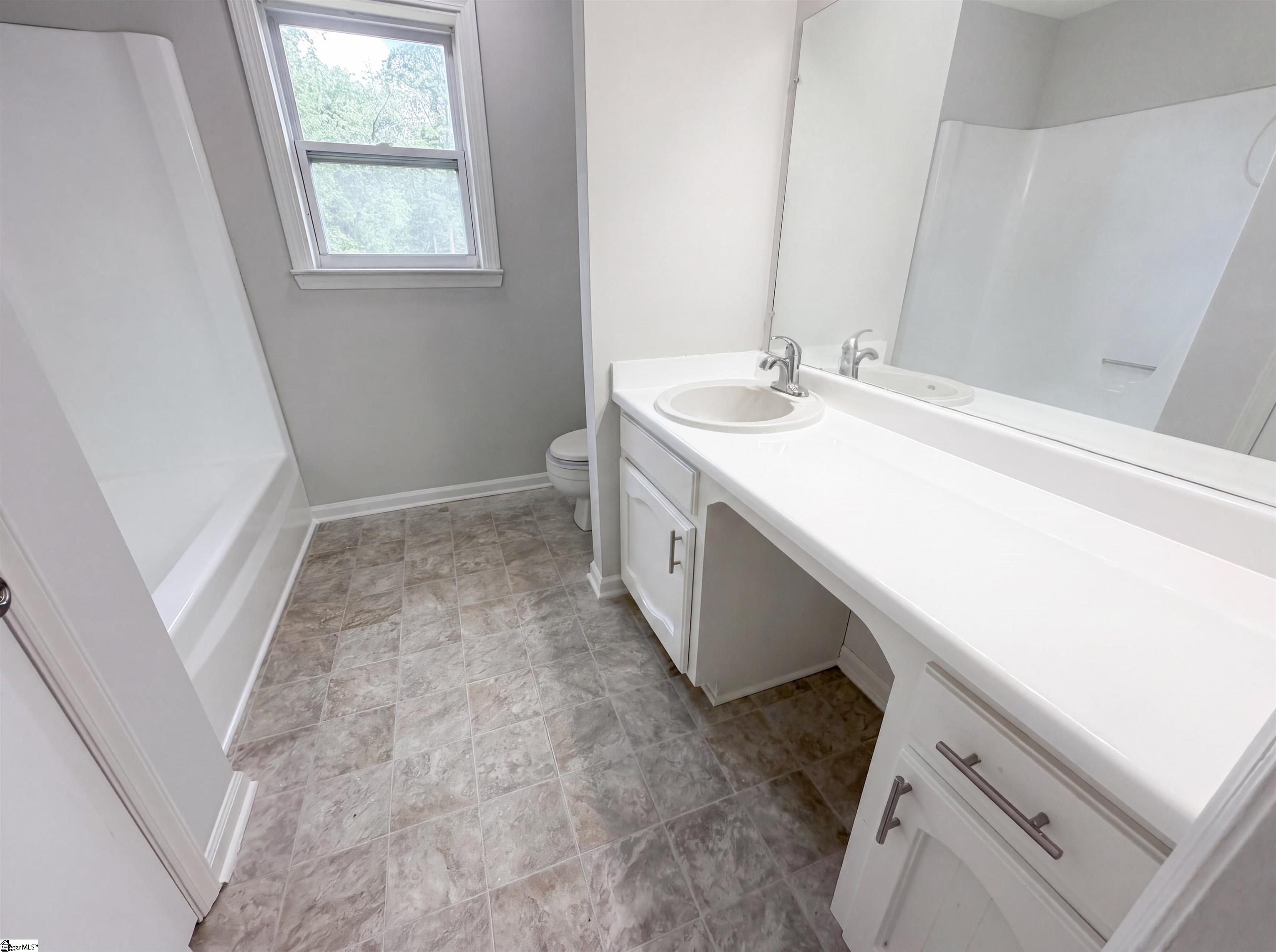 4 Willowood Drive Property Photo 14