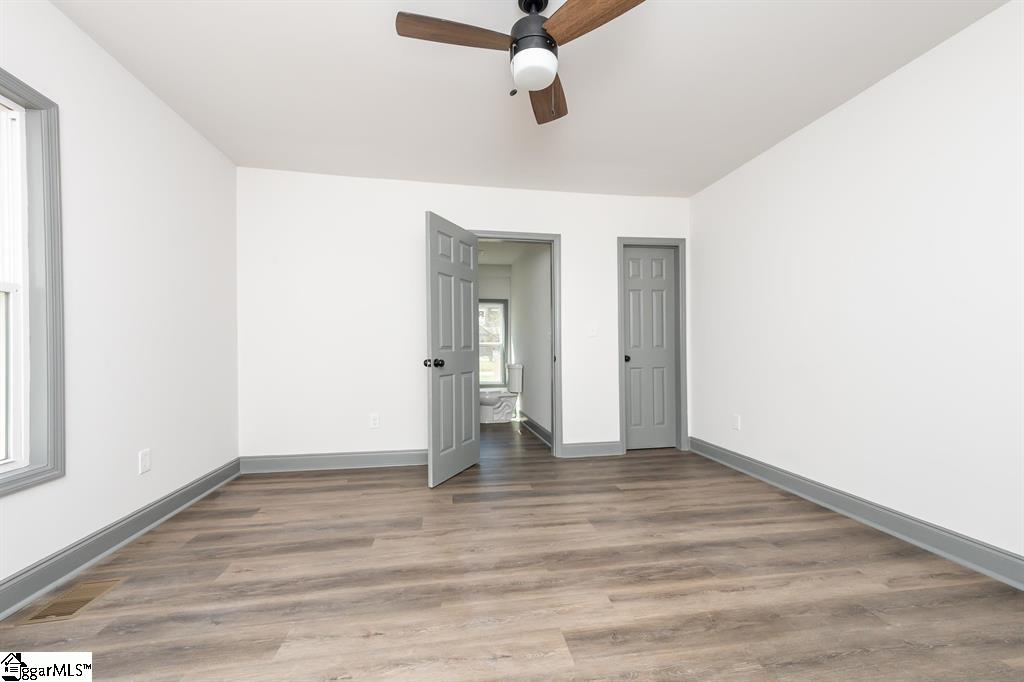 1208 W Main Street Property Photo 12