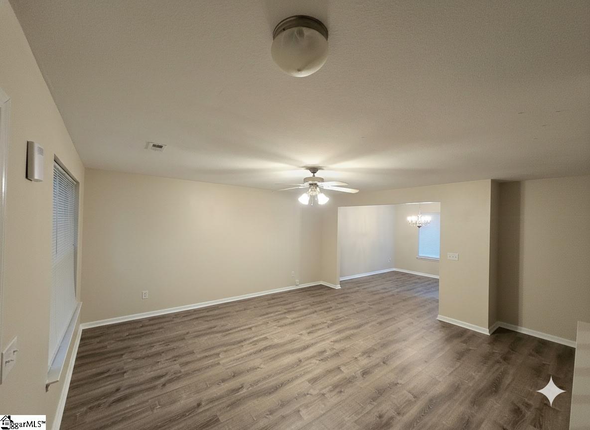124 Midwood Road Property Photo 5