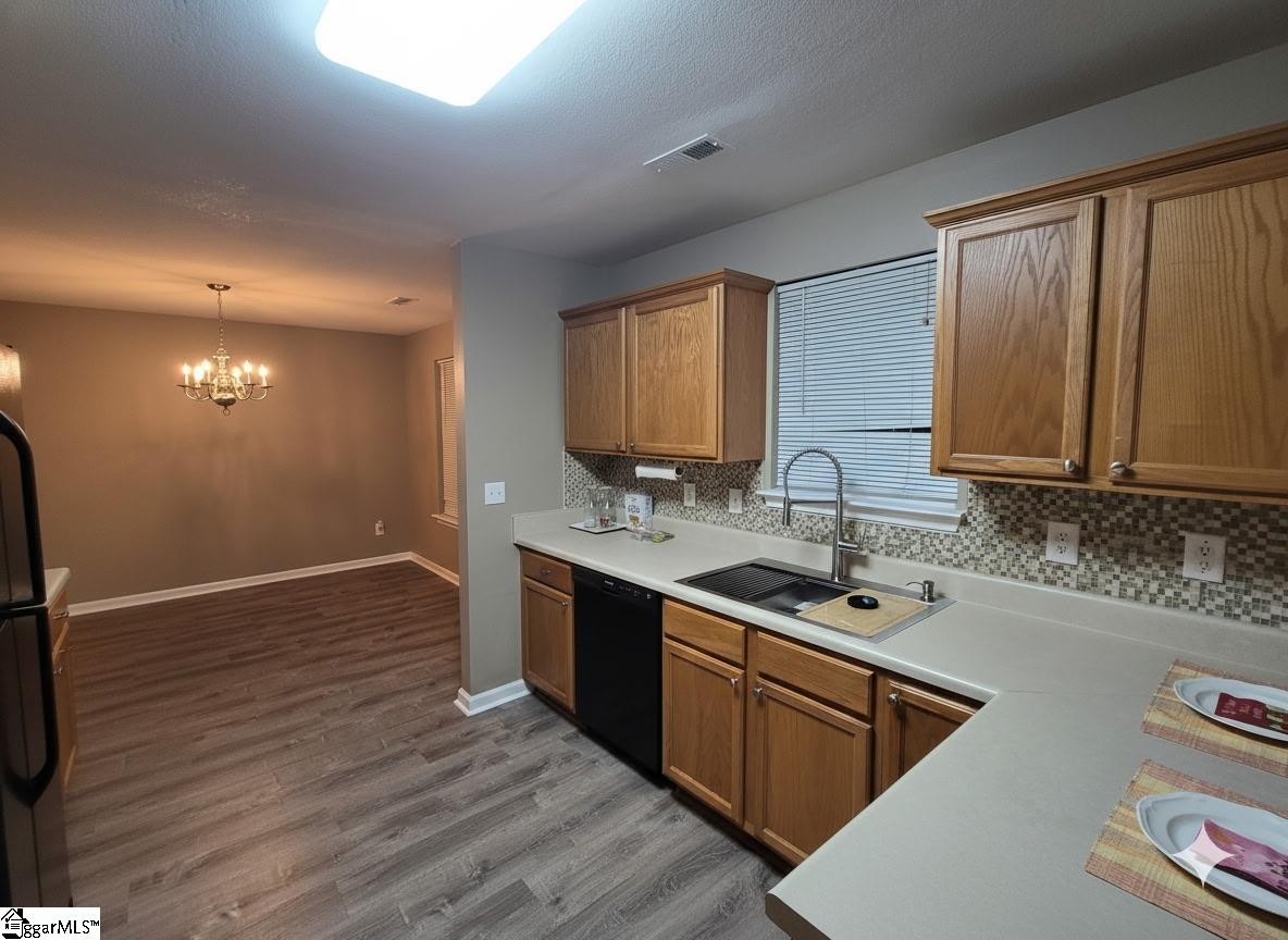 124 Midwood Road Property Photo 7