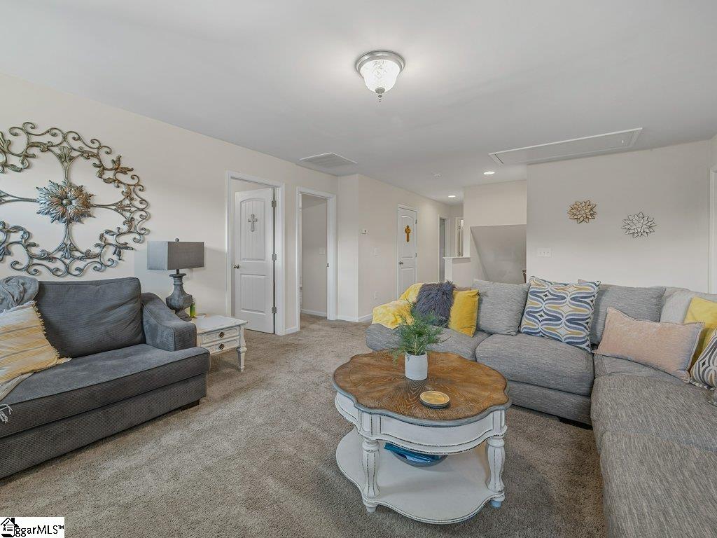 463 Torrington Drive Property Photo 16