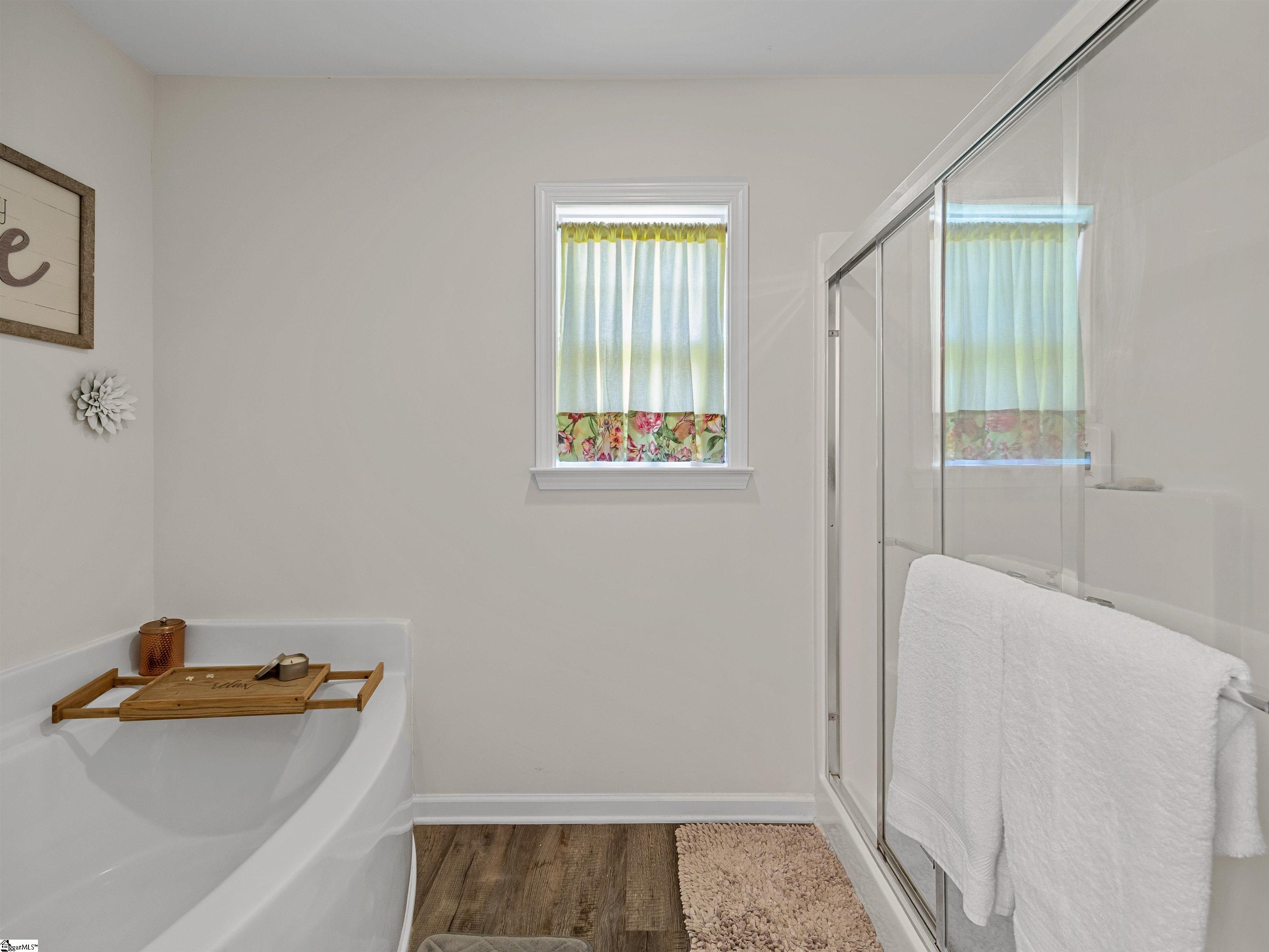 463 Torrington Drive Property Photo 21