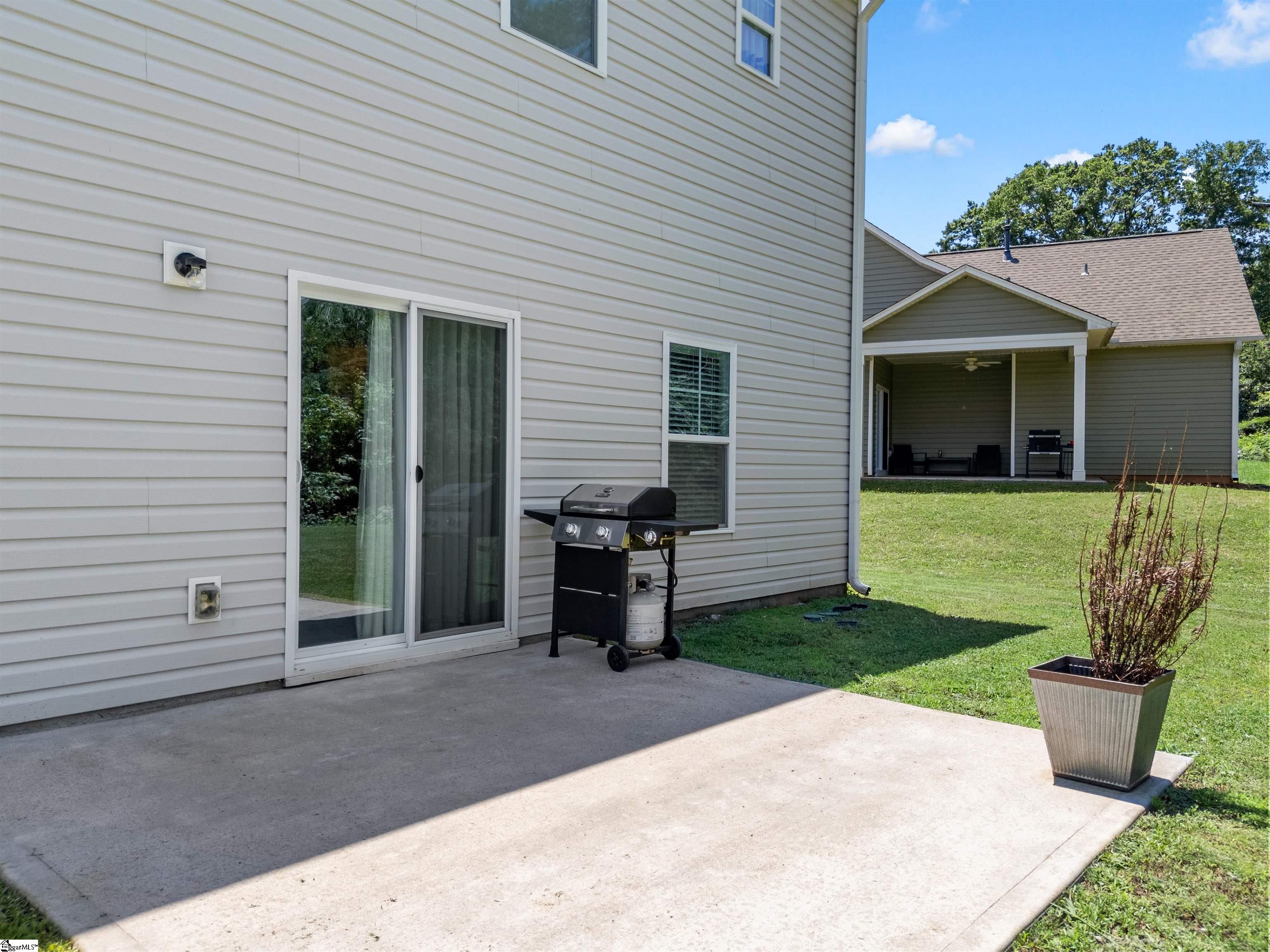 463 Torrington Drive Property Photo 34