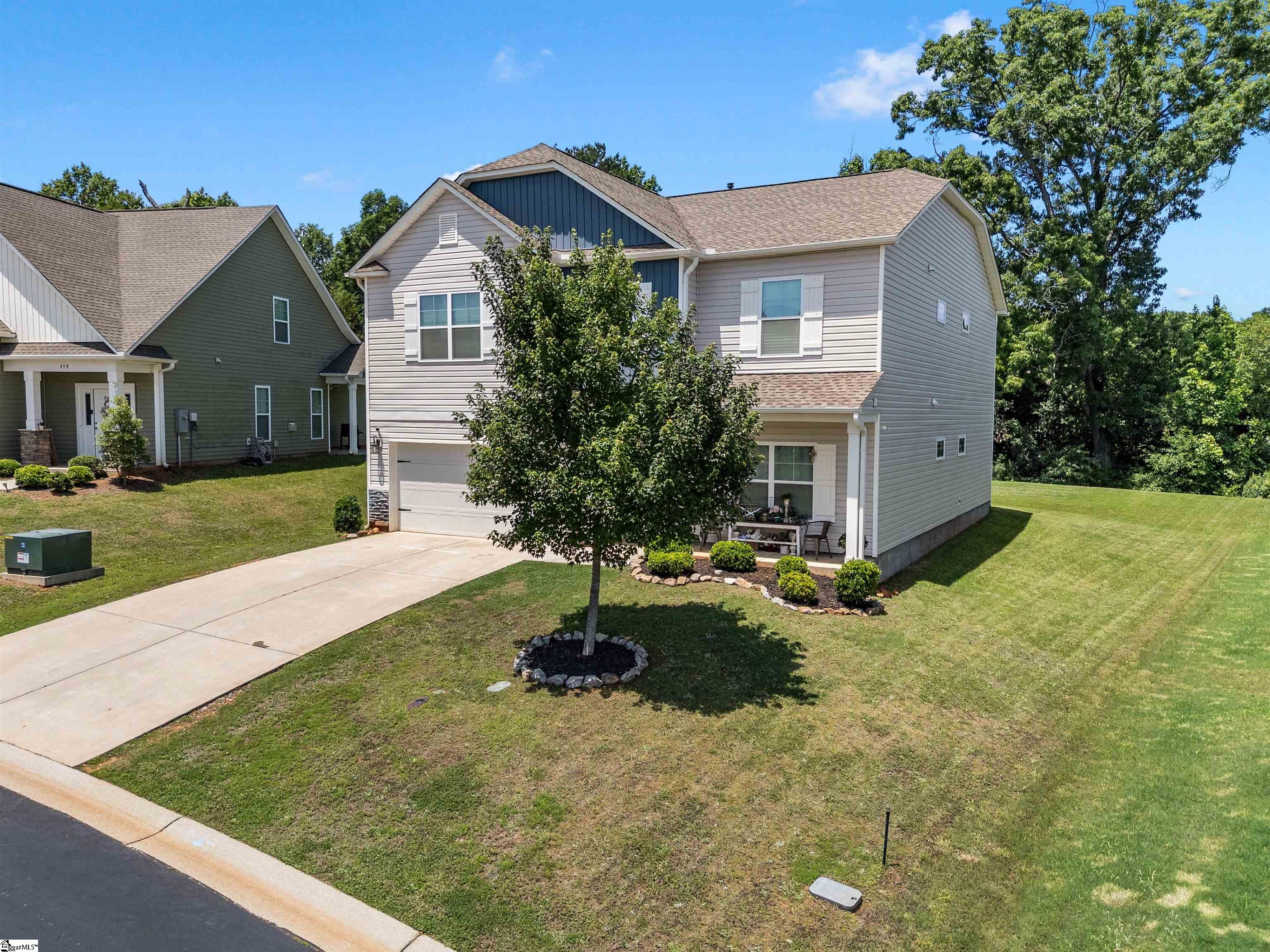 463 Torrington Drive Property Photo 37