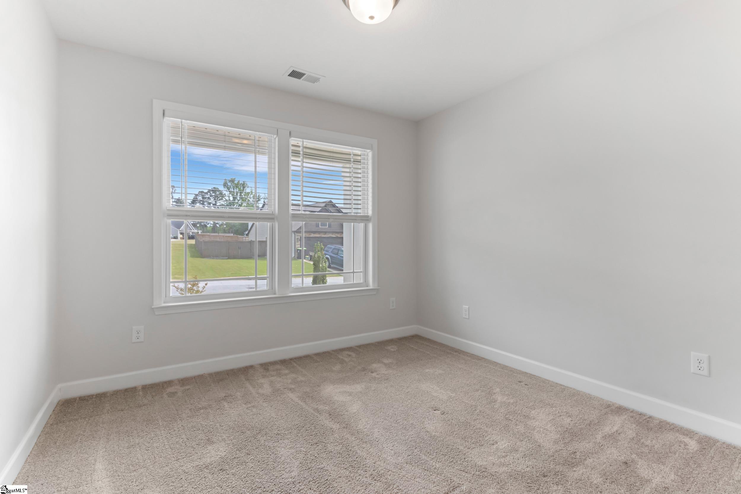 402 Bud Farmer Place Property Photo 6