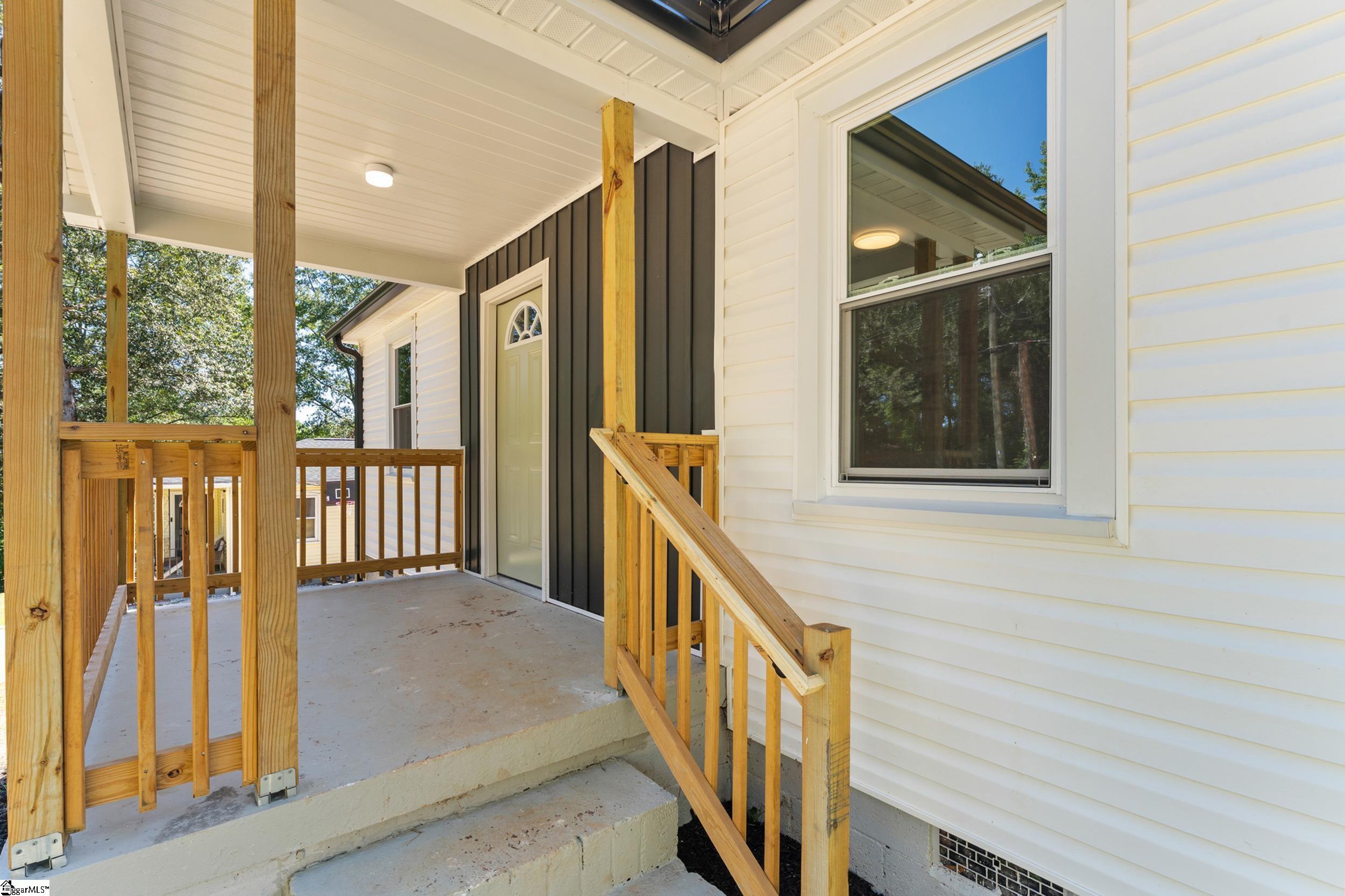 202 Loop Street Property Photo 5