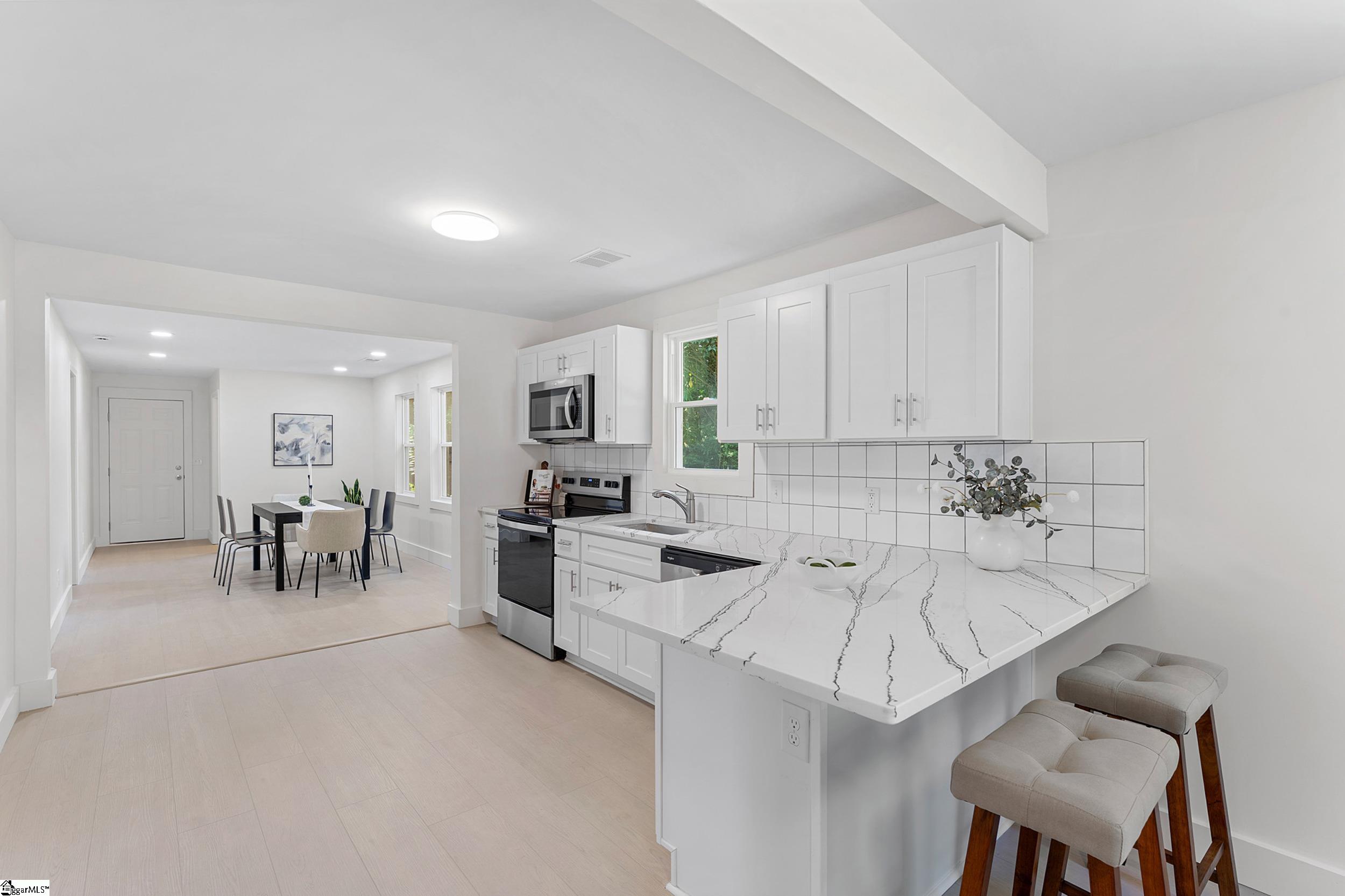202 Loop Street Property Photo 12