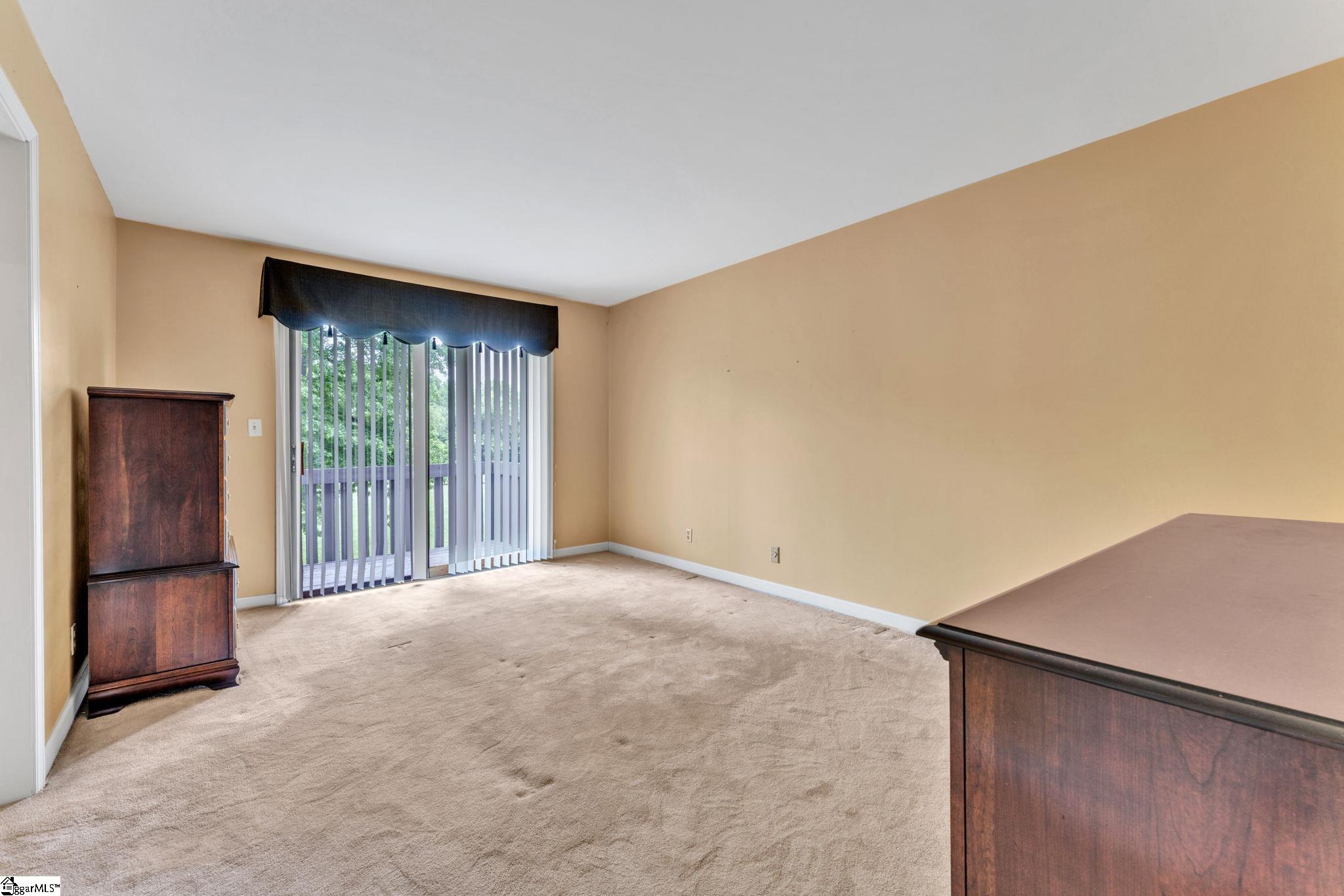 8 Graystone Way Property Photo 21