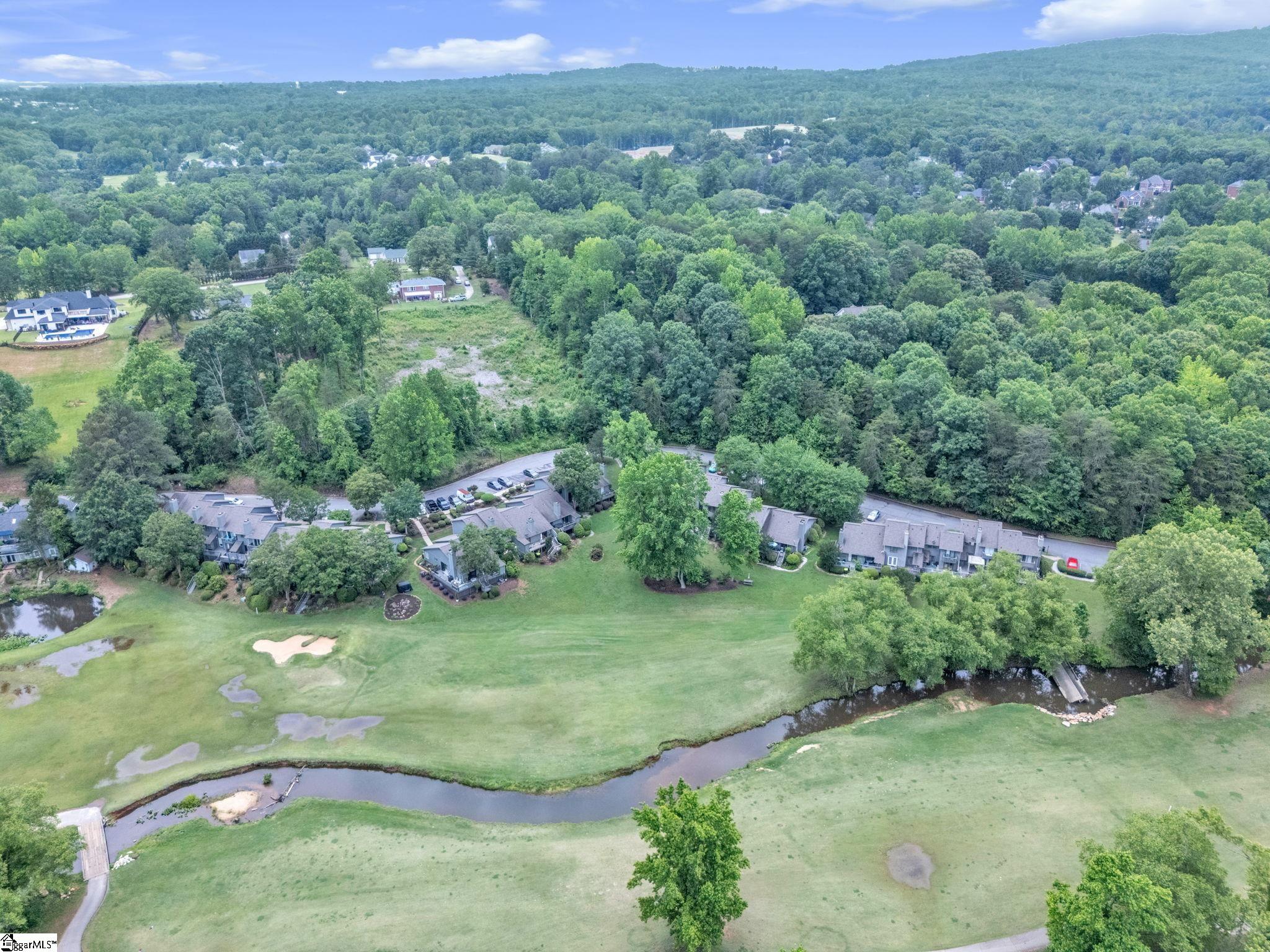 8 Graystone Way Property Photo 31