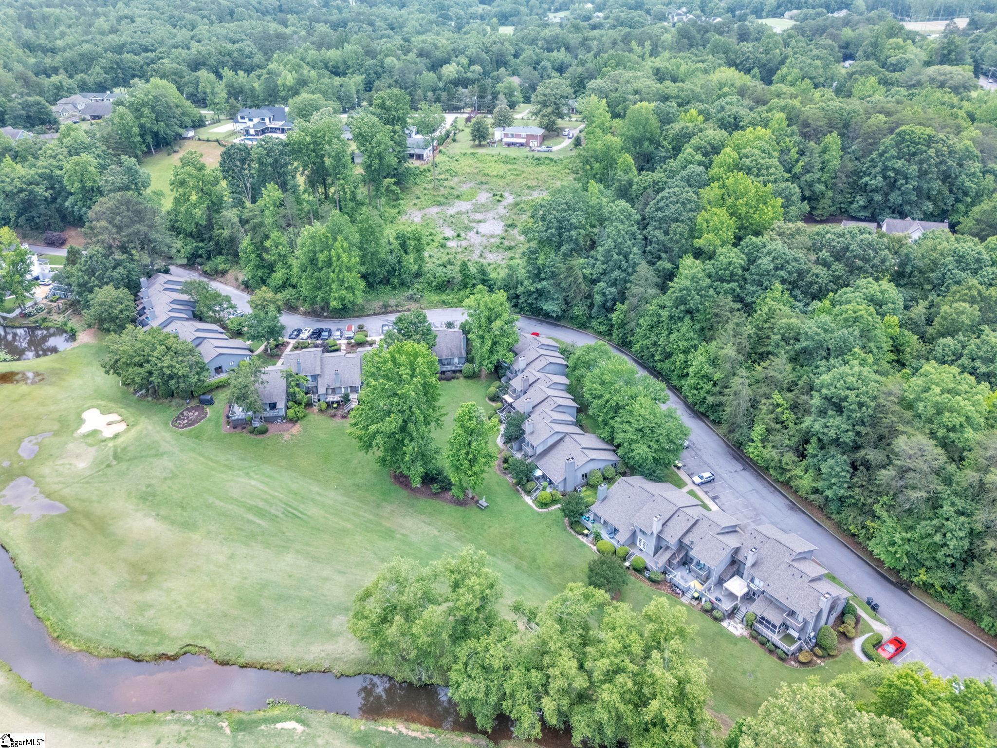 8 Graystone Way Property Photo 34