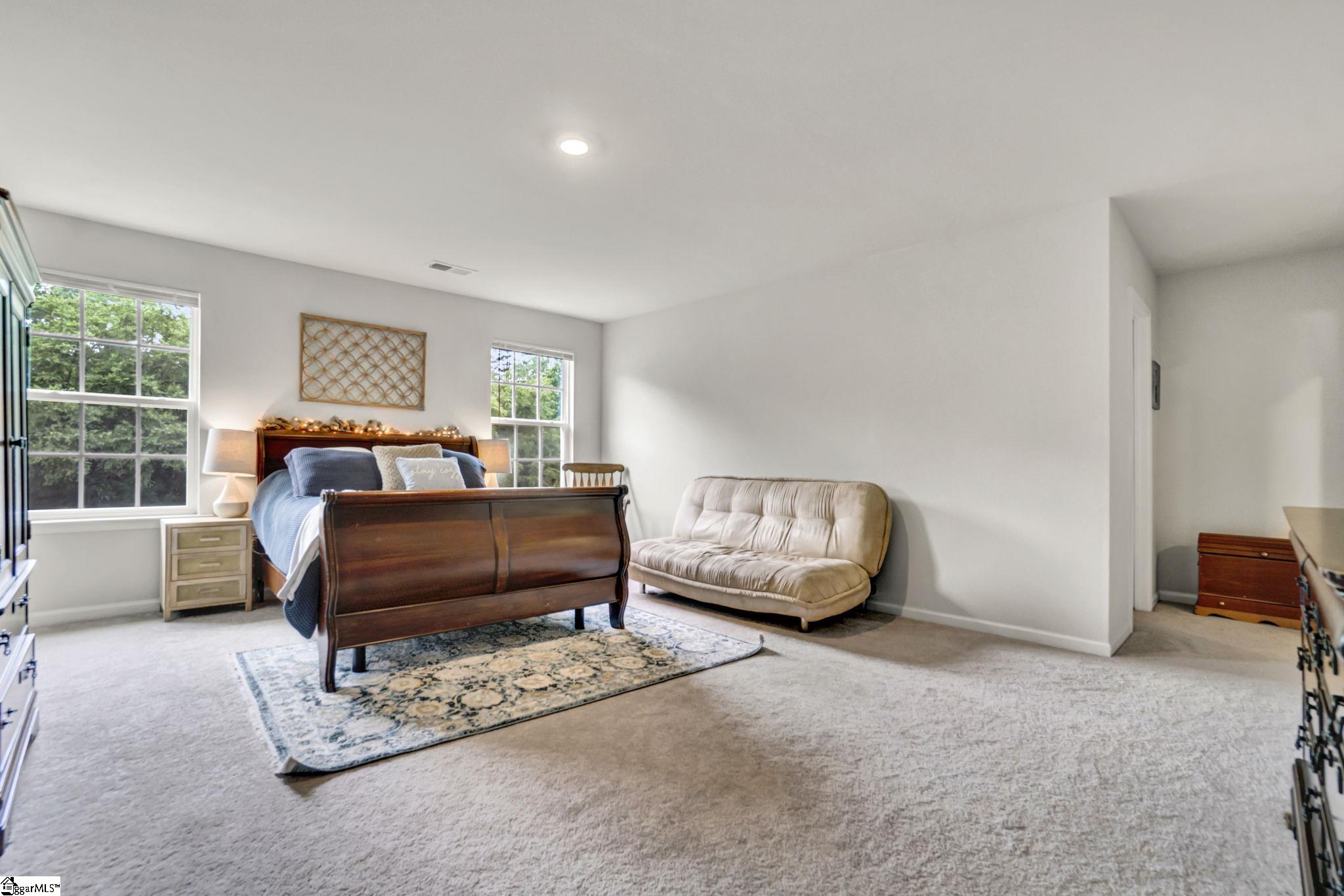101 Penrose Circle Property Photo 6