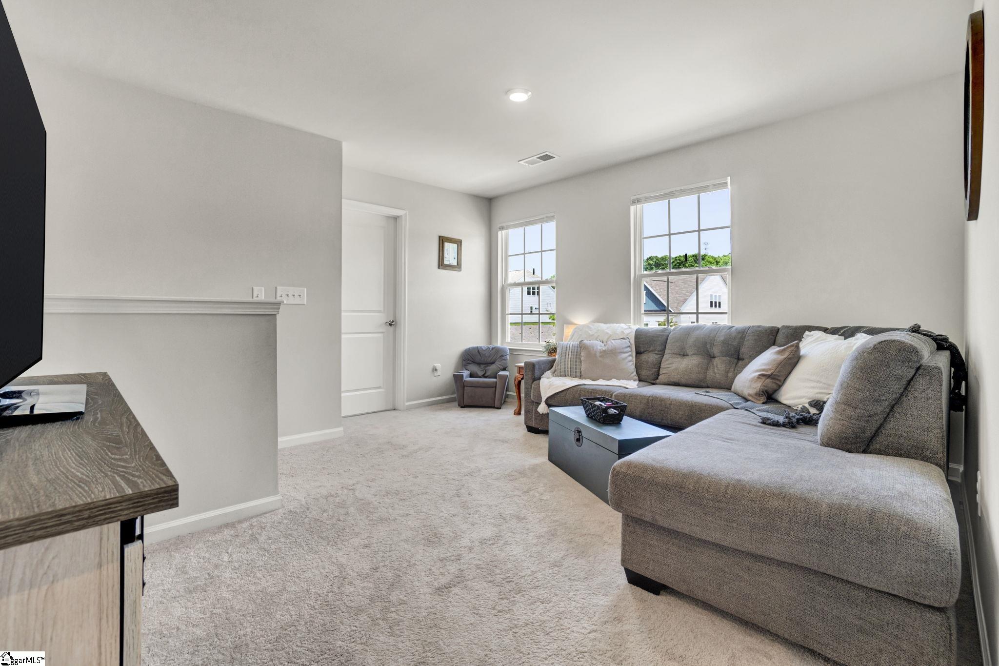 101 Penrose Circle Property Photo 31