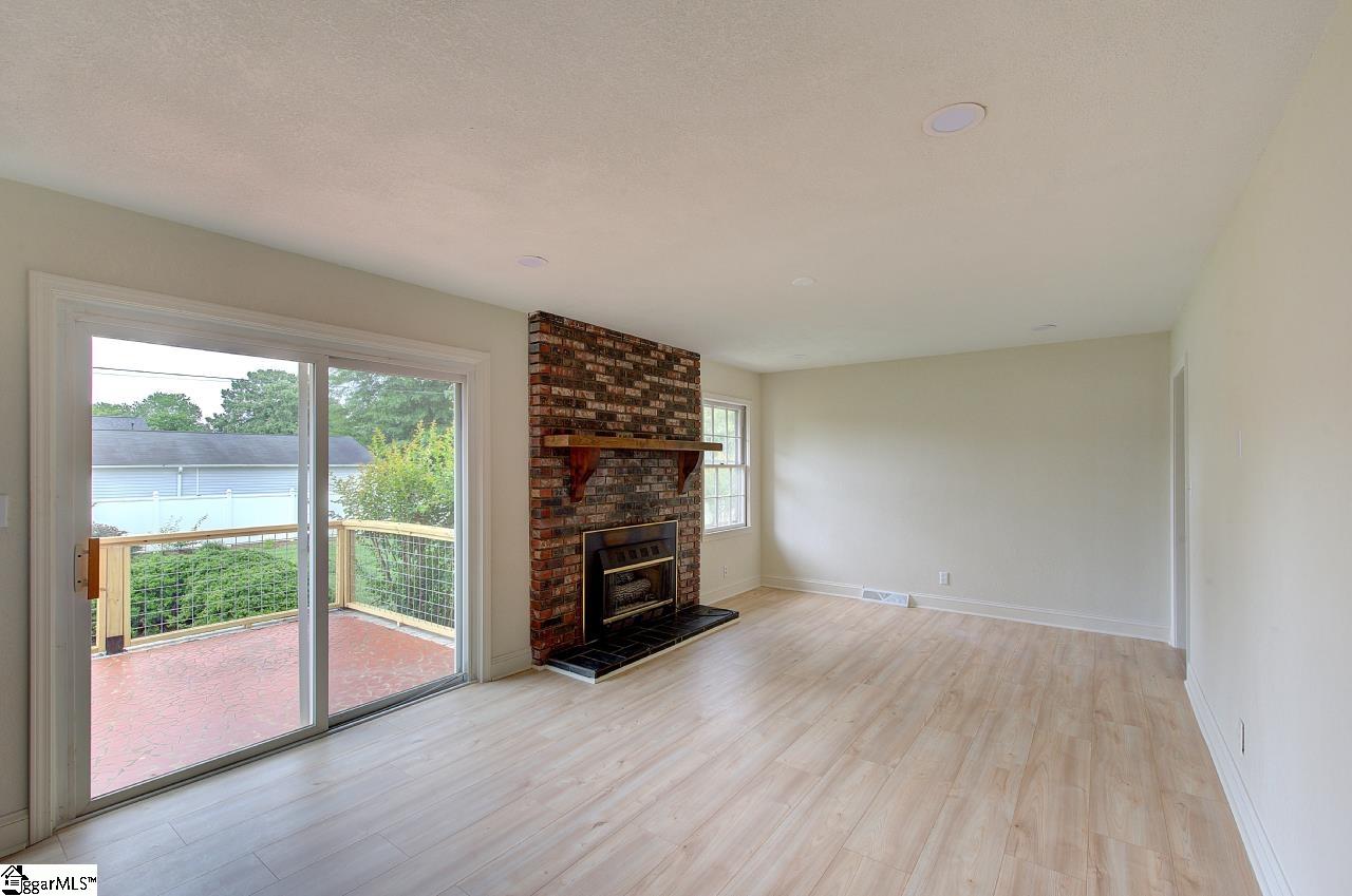 1195 Holly Springs Road Property Photo 15