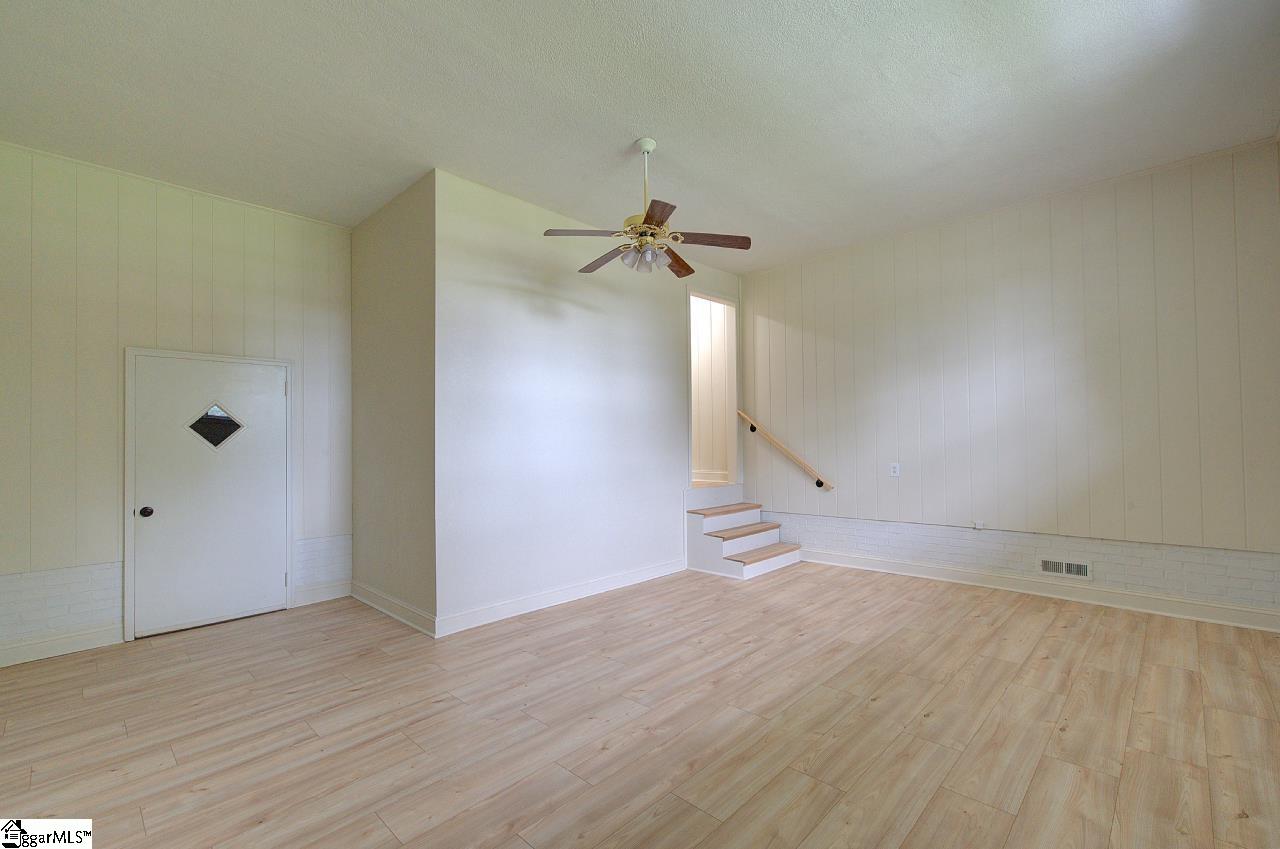 1195 Holly Springs Road Property Photo 23