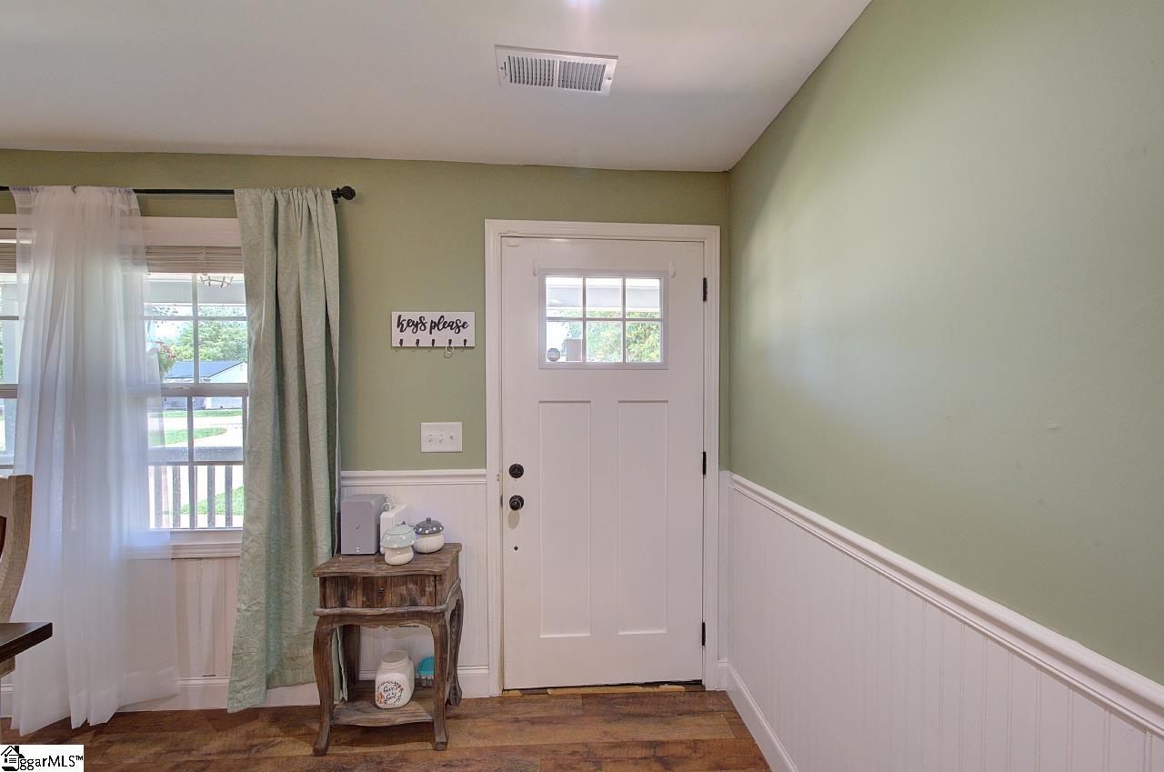 120 Swain Avenue Property Photo 7