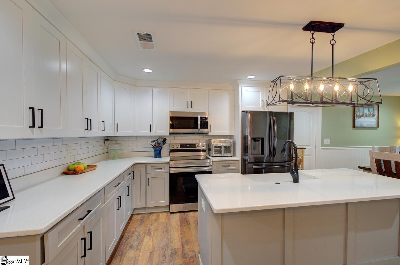 120 Swain Avenue Property Photo 13